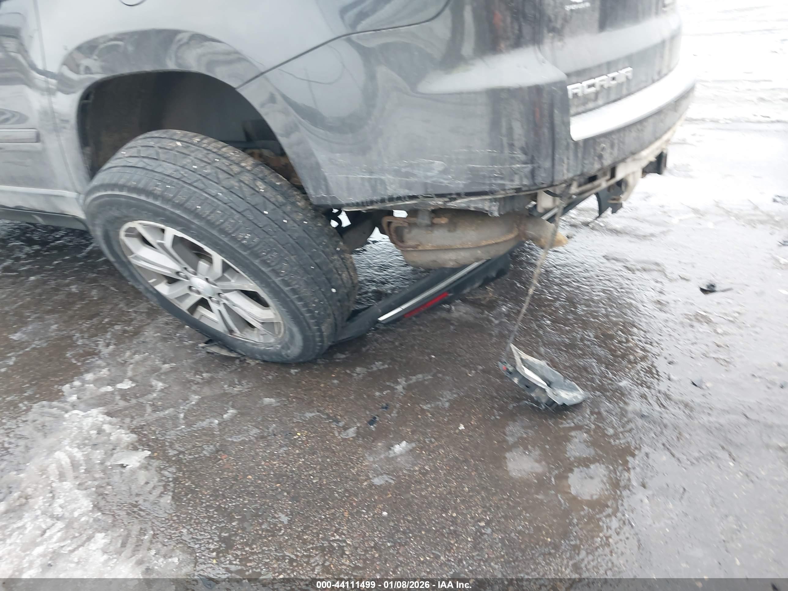 GMC ACADIA image 6