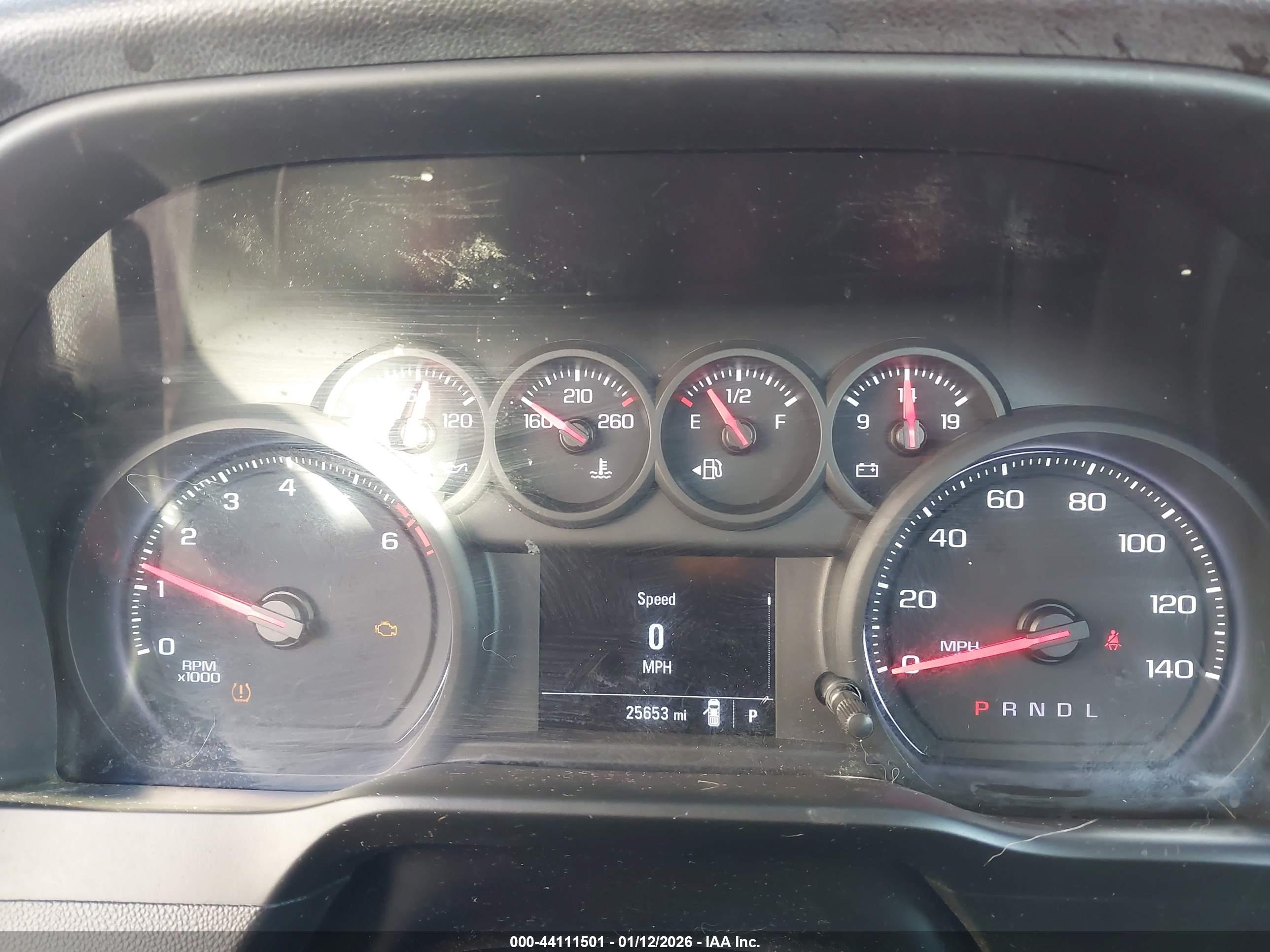 CHEVROLET SILVERADO image 7