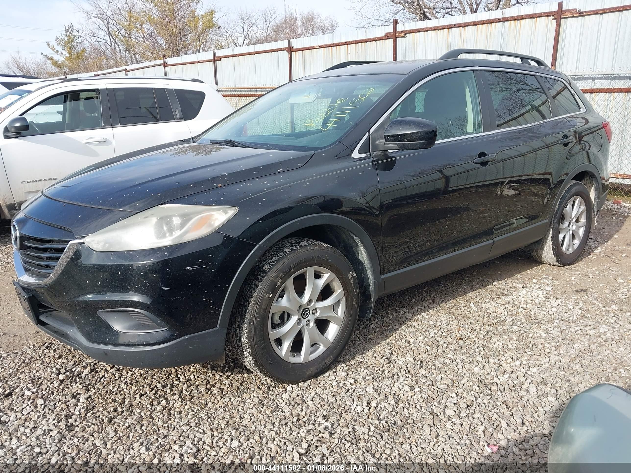 MAZDA CX-9 image 2