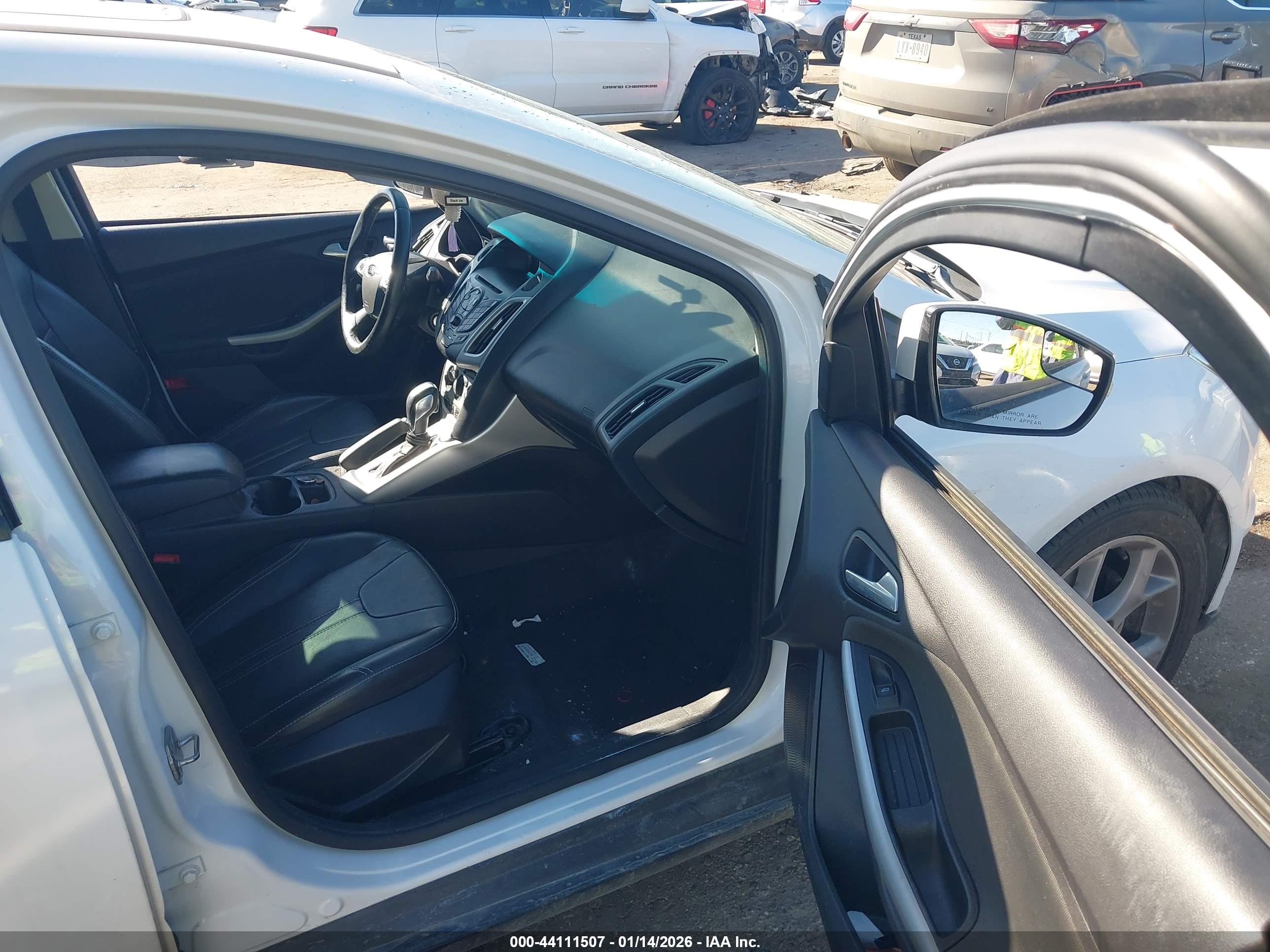 FORD FOCUS image 5