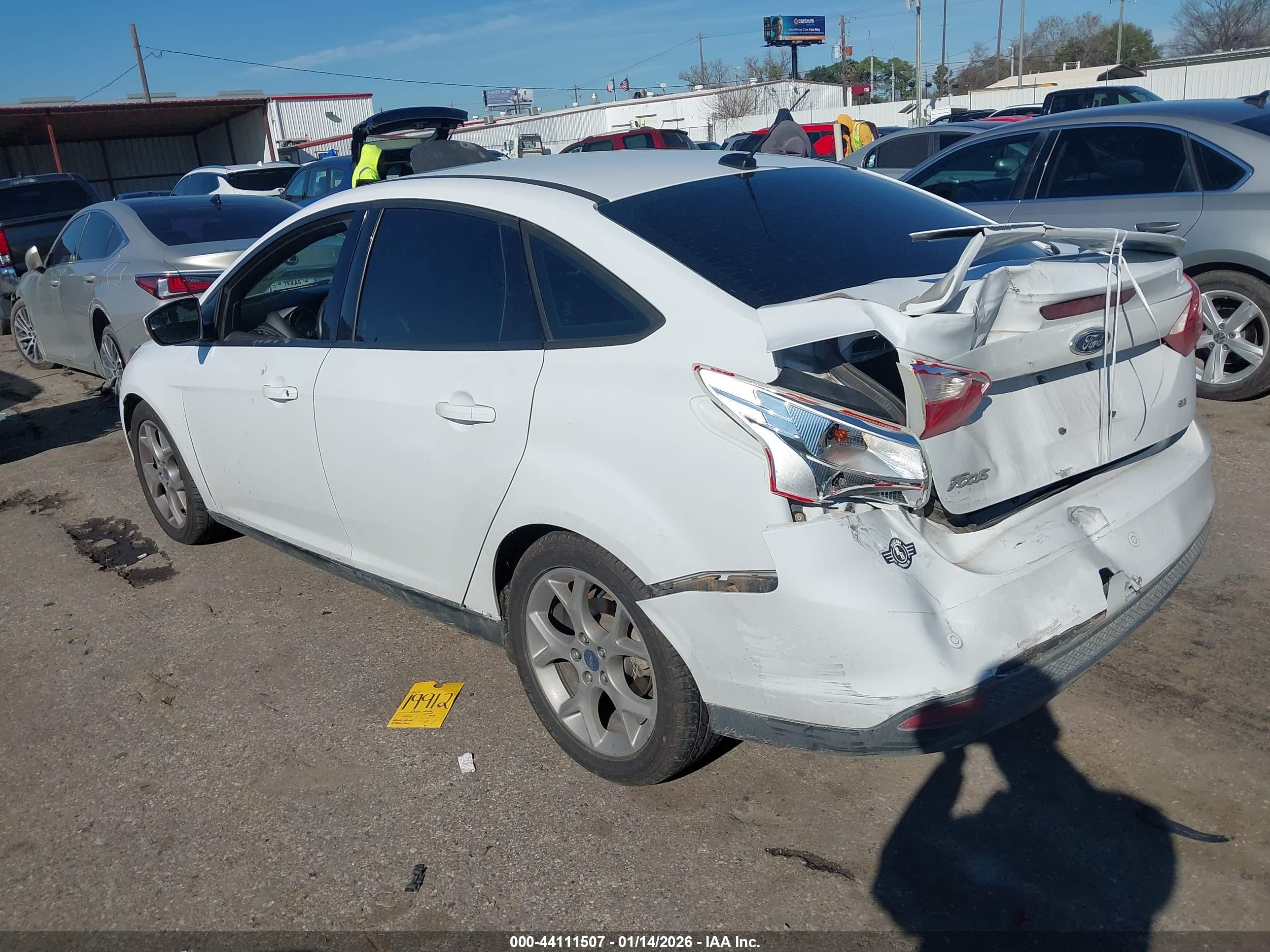 FORD FOCUS image 6