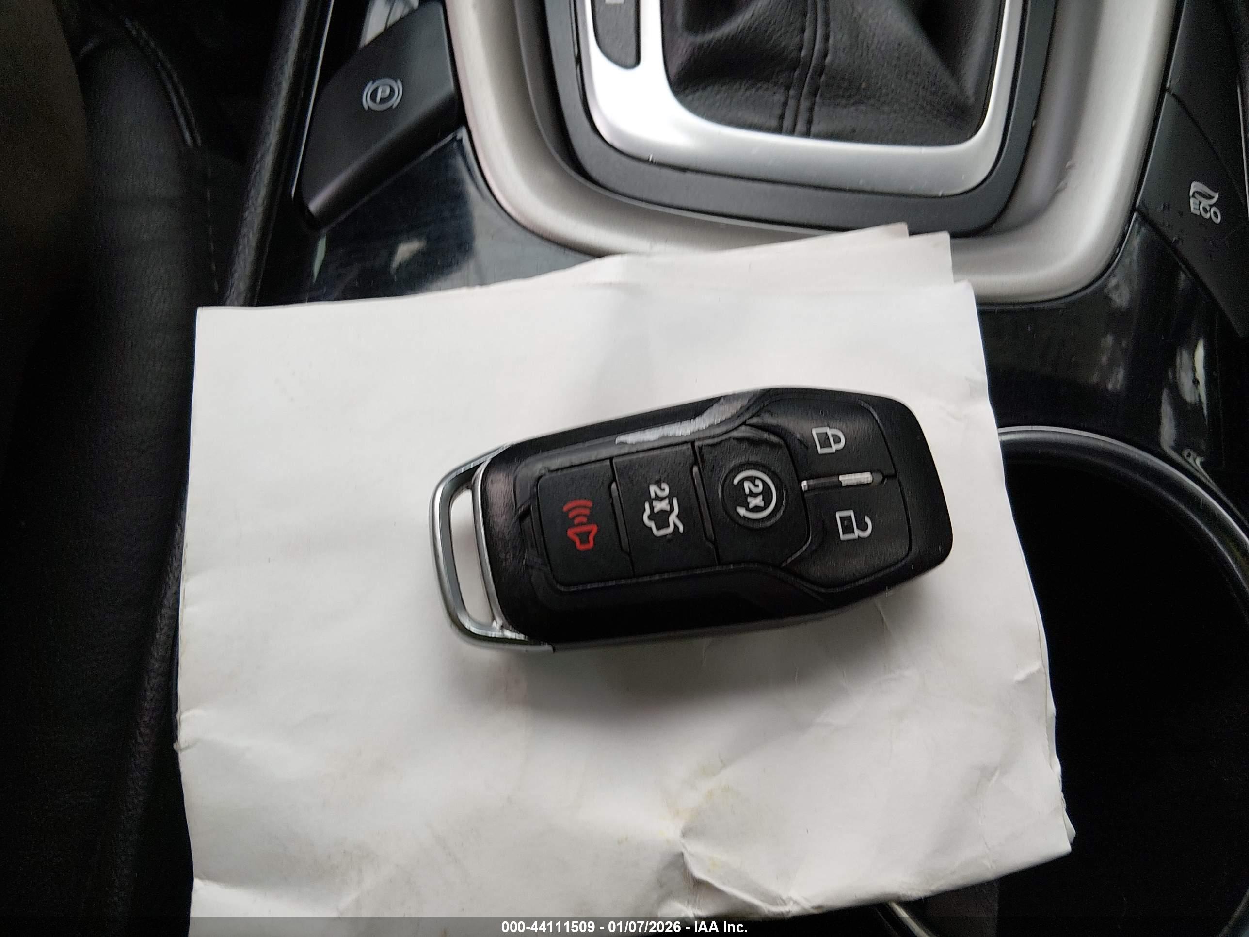 FORD FUSION image 11