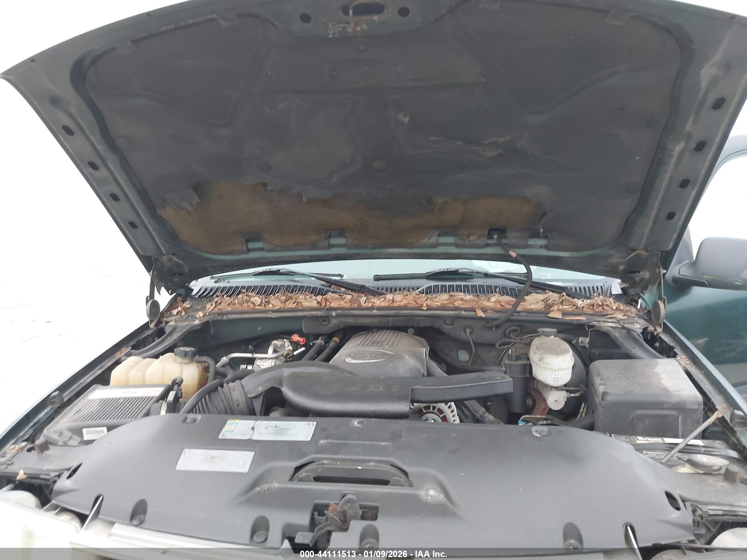 CHEVROLET TAHOE image 10
