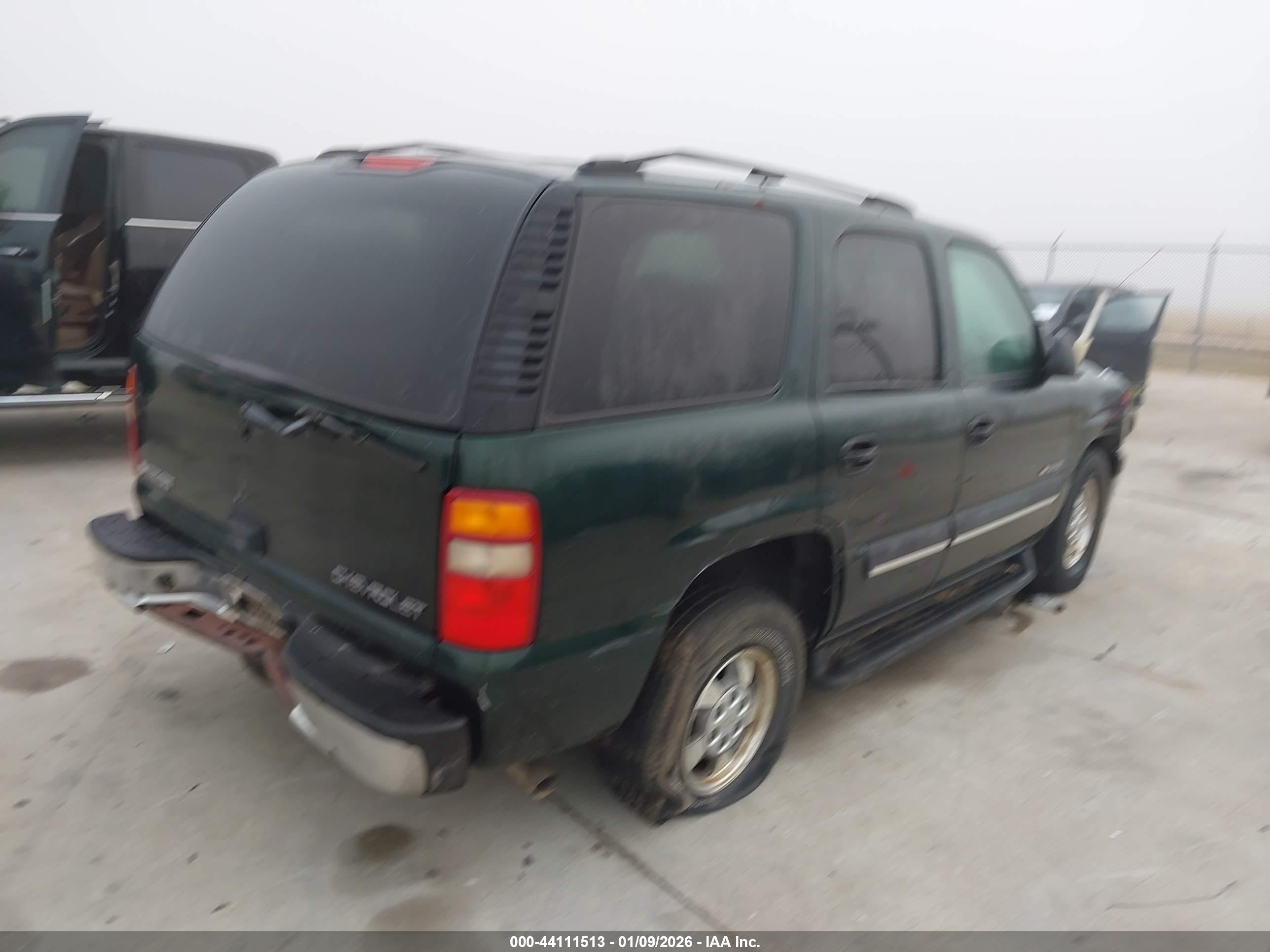 CHEVROLET TAHOE image 4