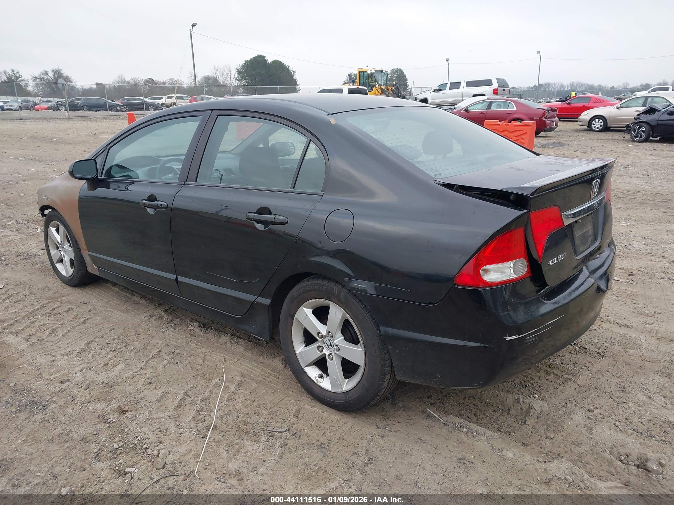 HONDA CIVIC image 3