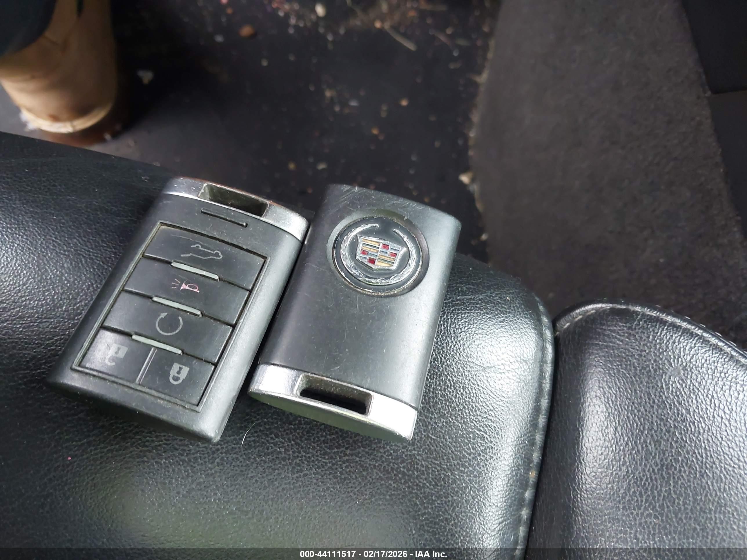 CADILLAC SRX image 11