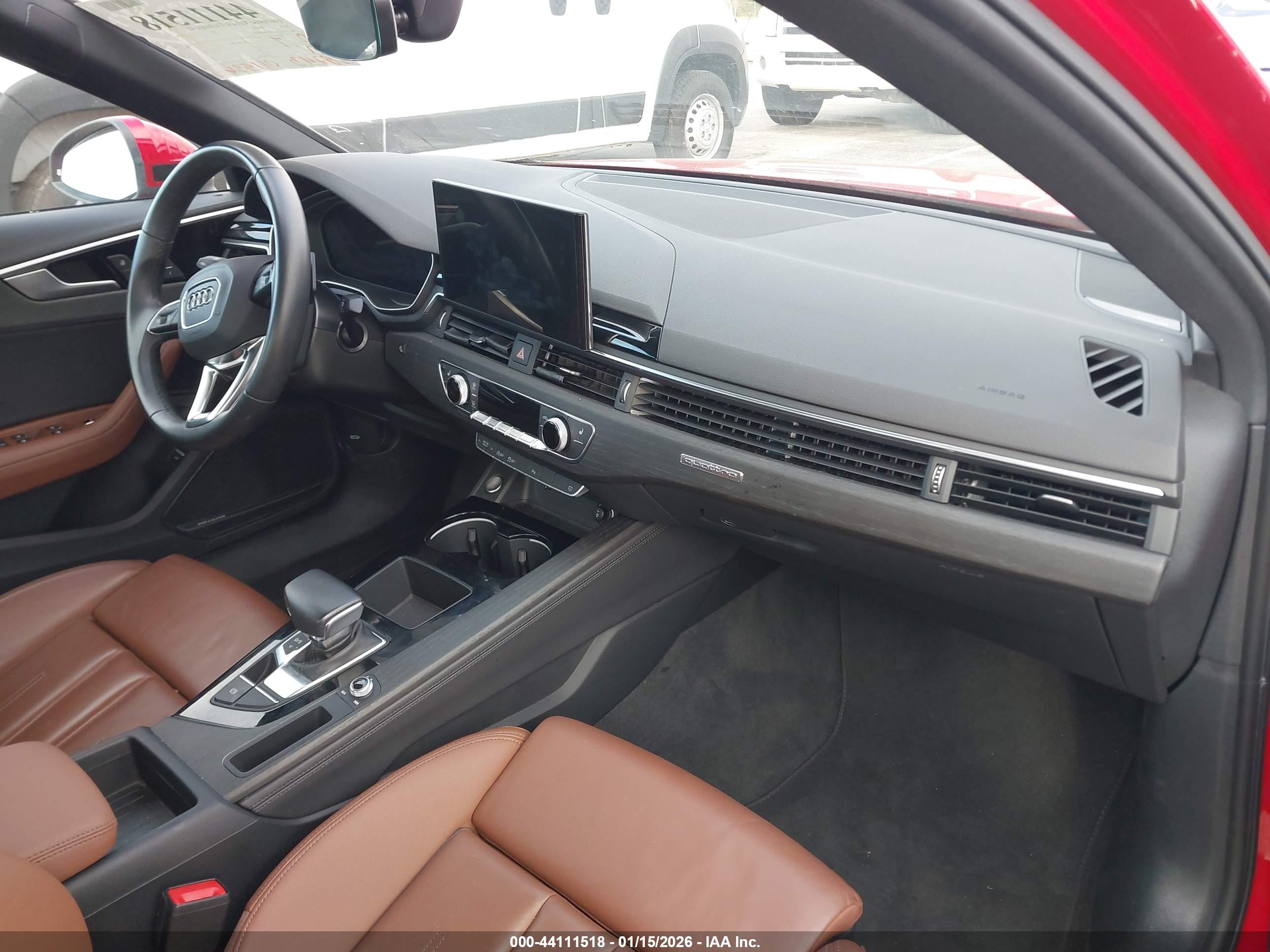 AUDI A4 image 5