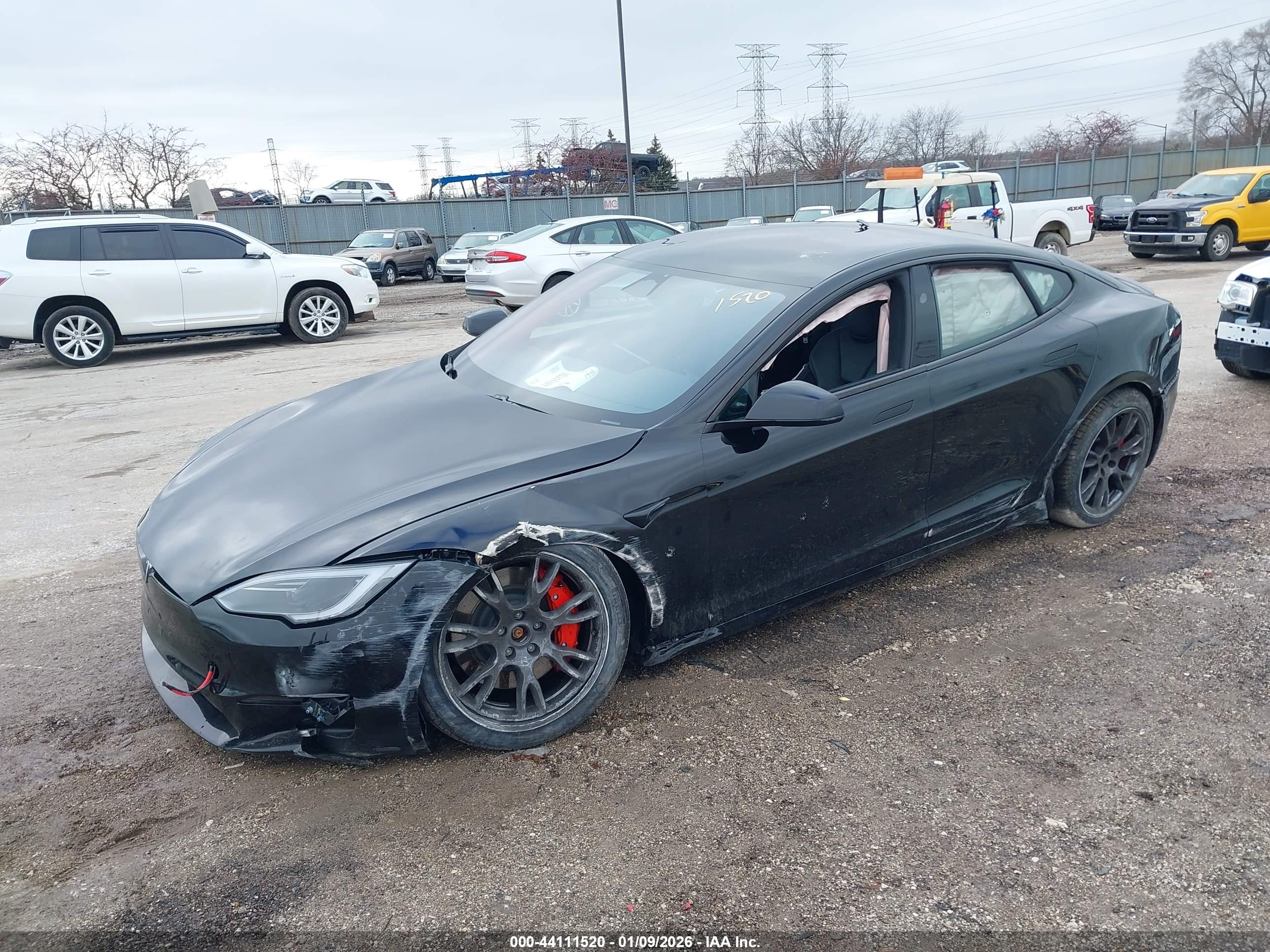 TESLA MODEL image 2