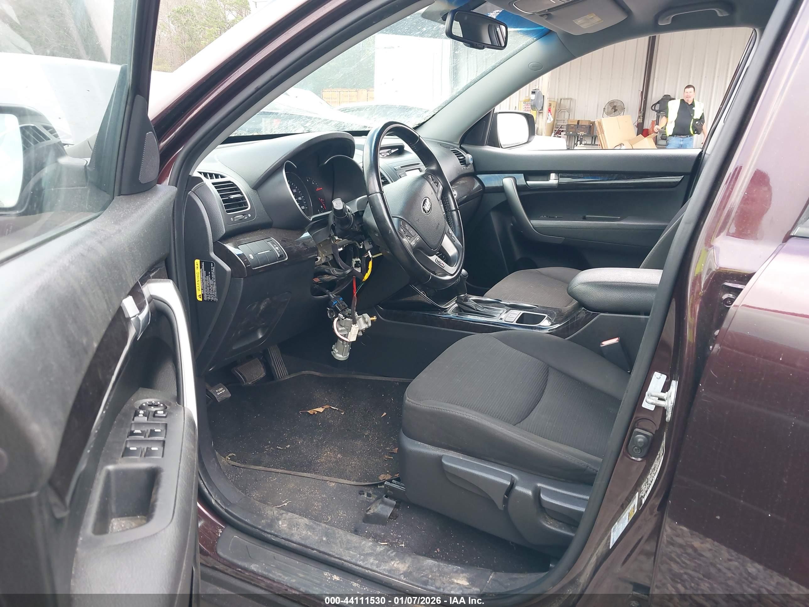 KIA SORENTO image 5