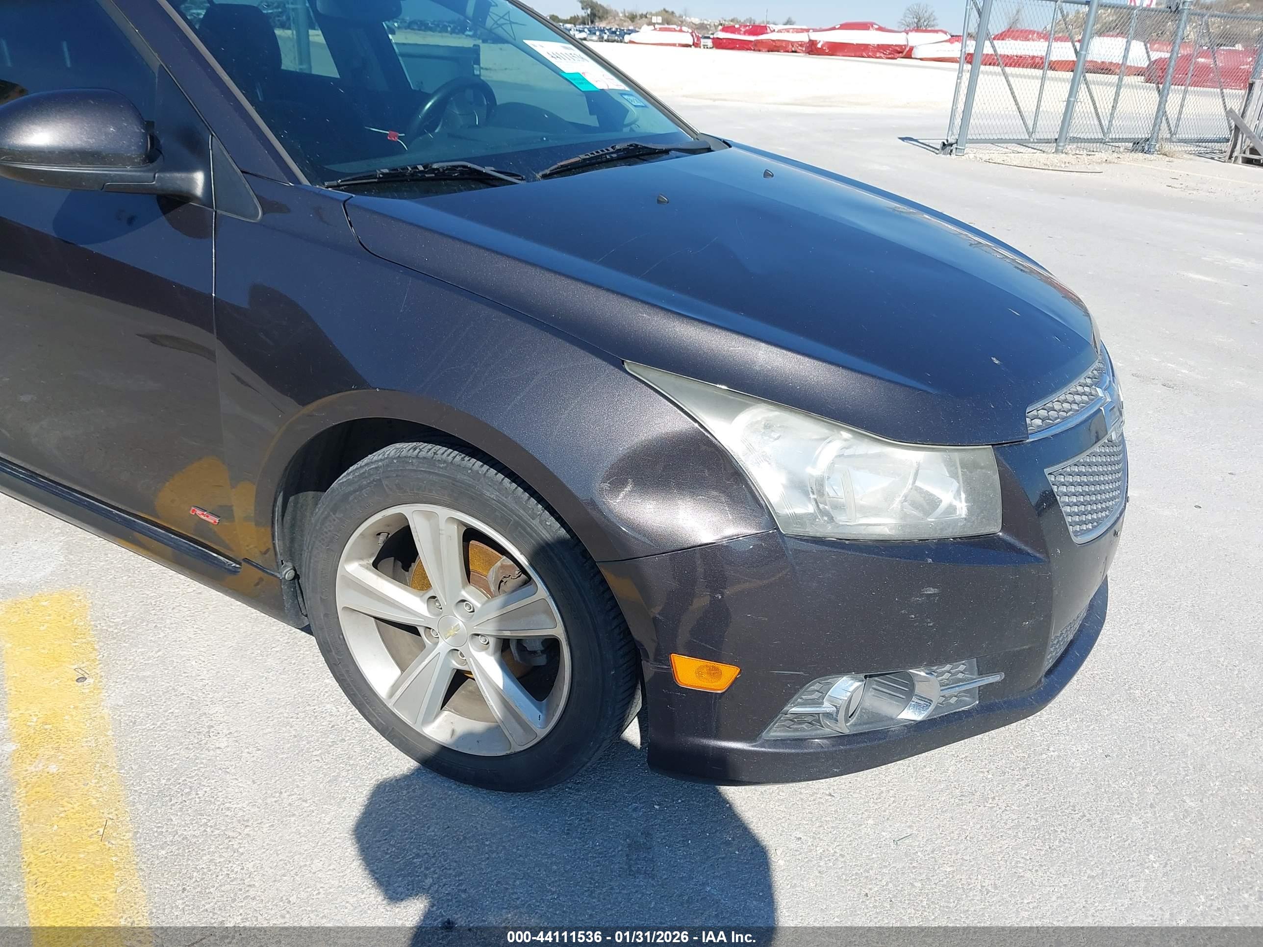 CHEVROLET CRUZE image 6