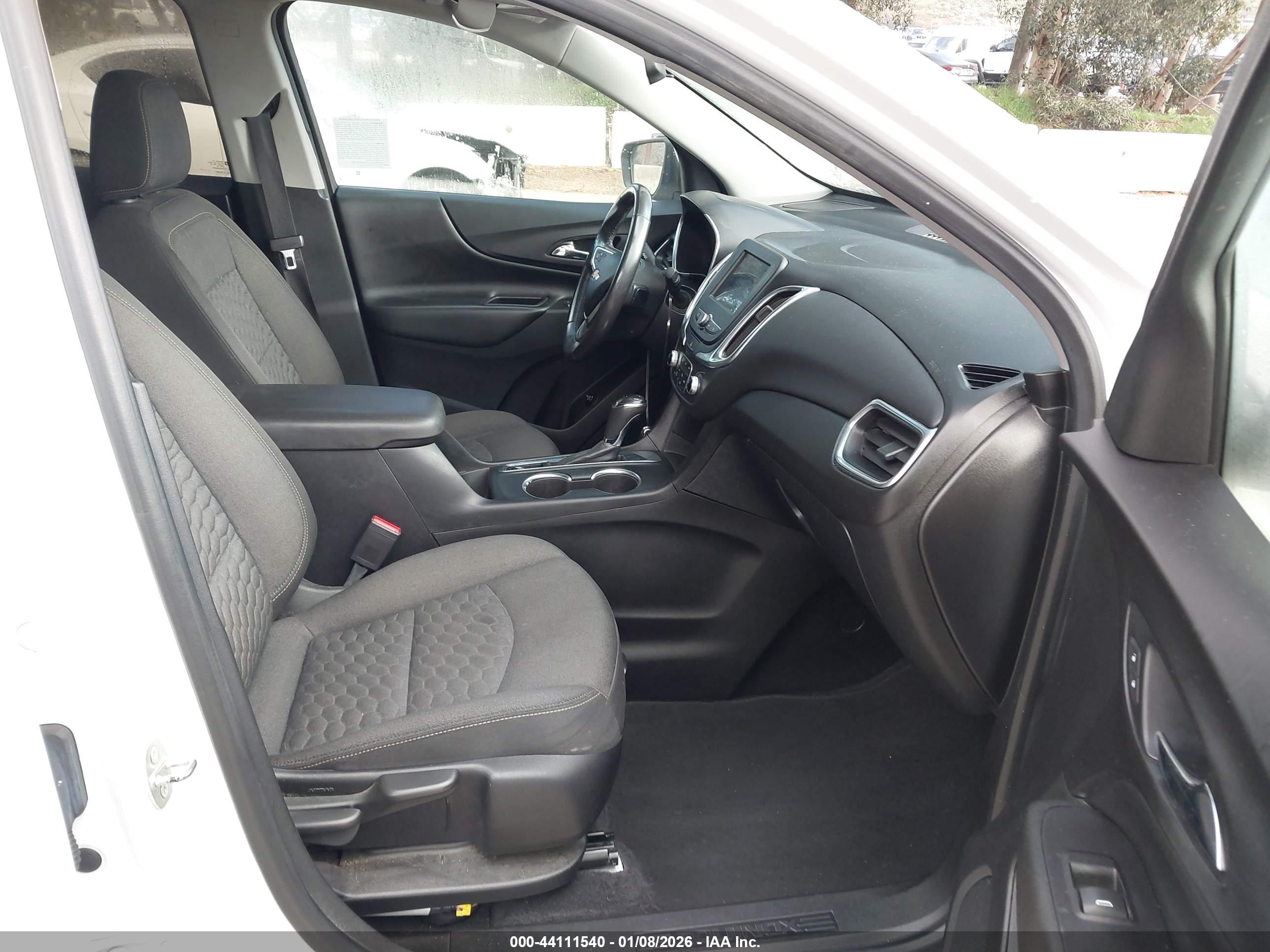 CHEVROLET EQUINOX image 5