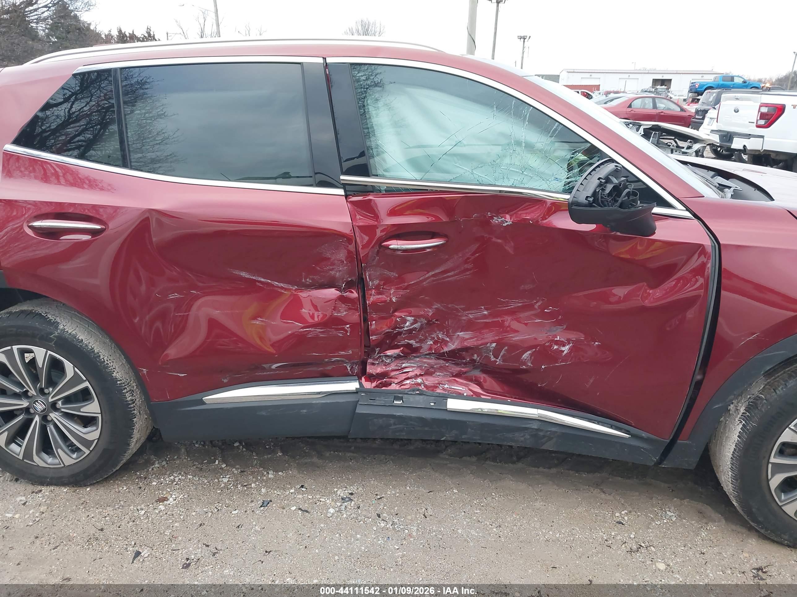 BUICK ENVISION image 6