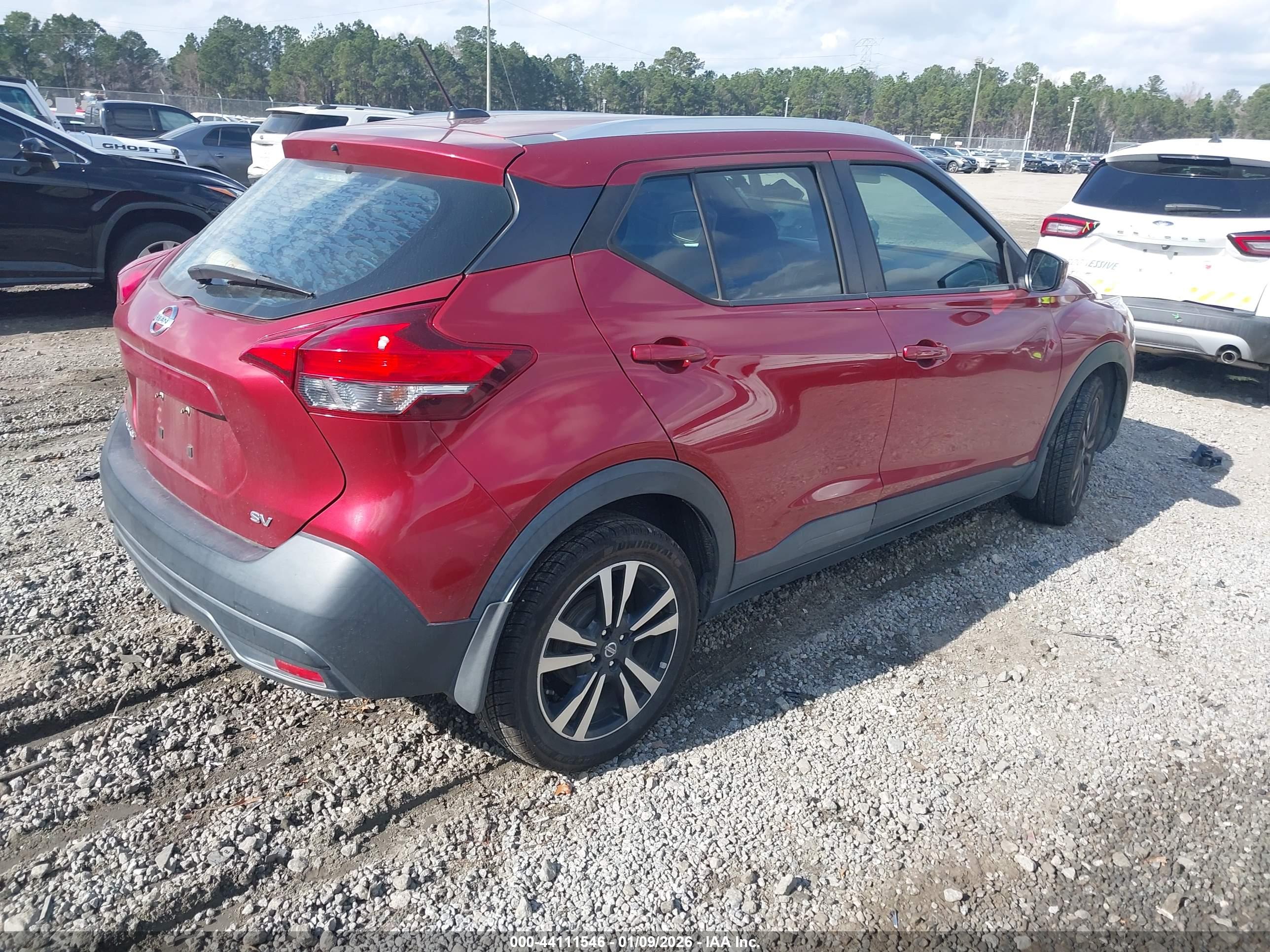 NISSAN KICKS image 4