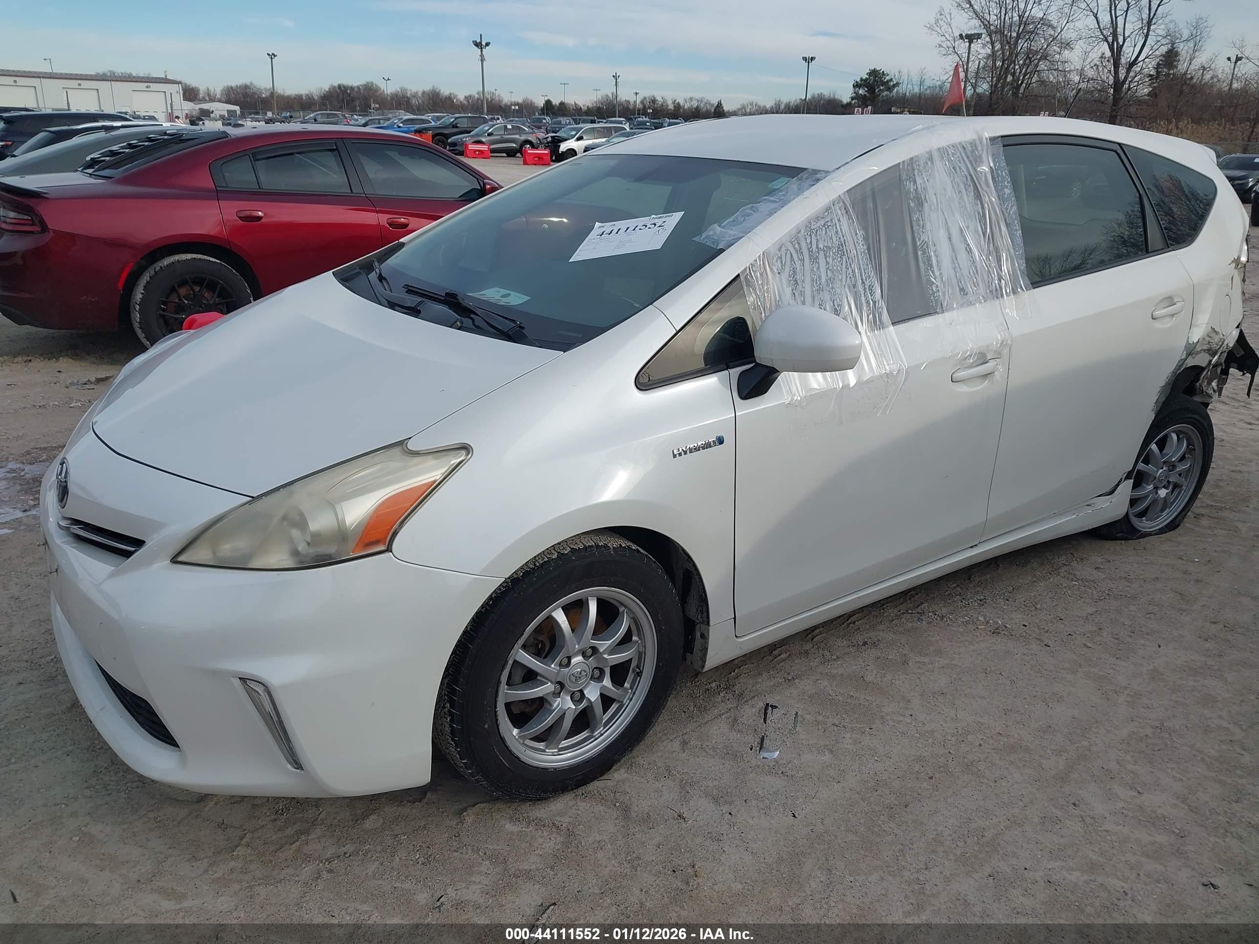 TOYOTA PRIUS image 2