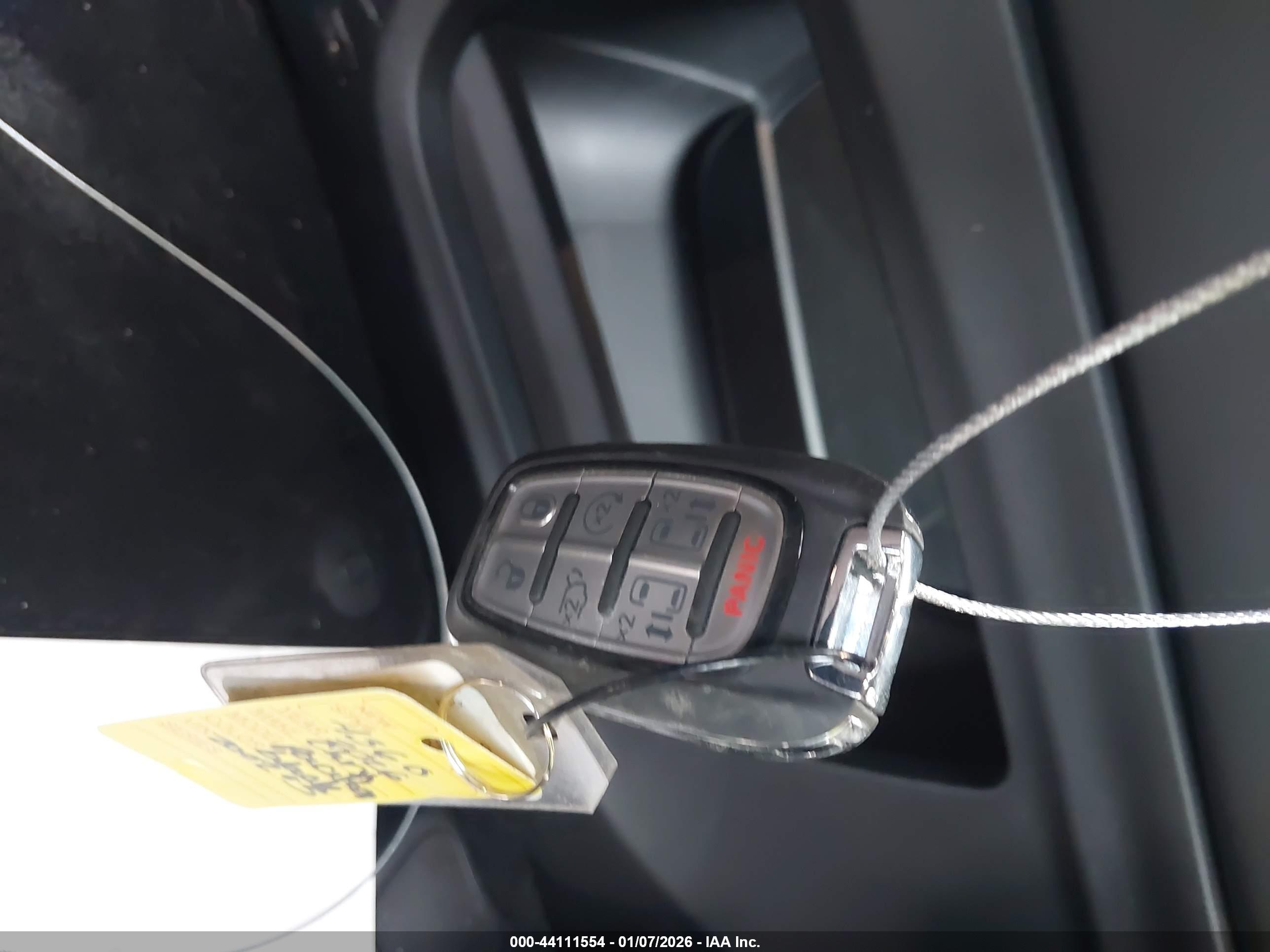 CHRYSLER PACIFICA image 11