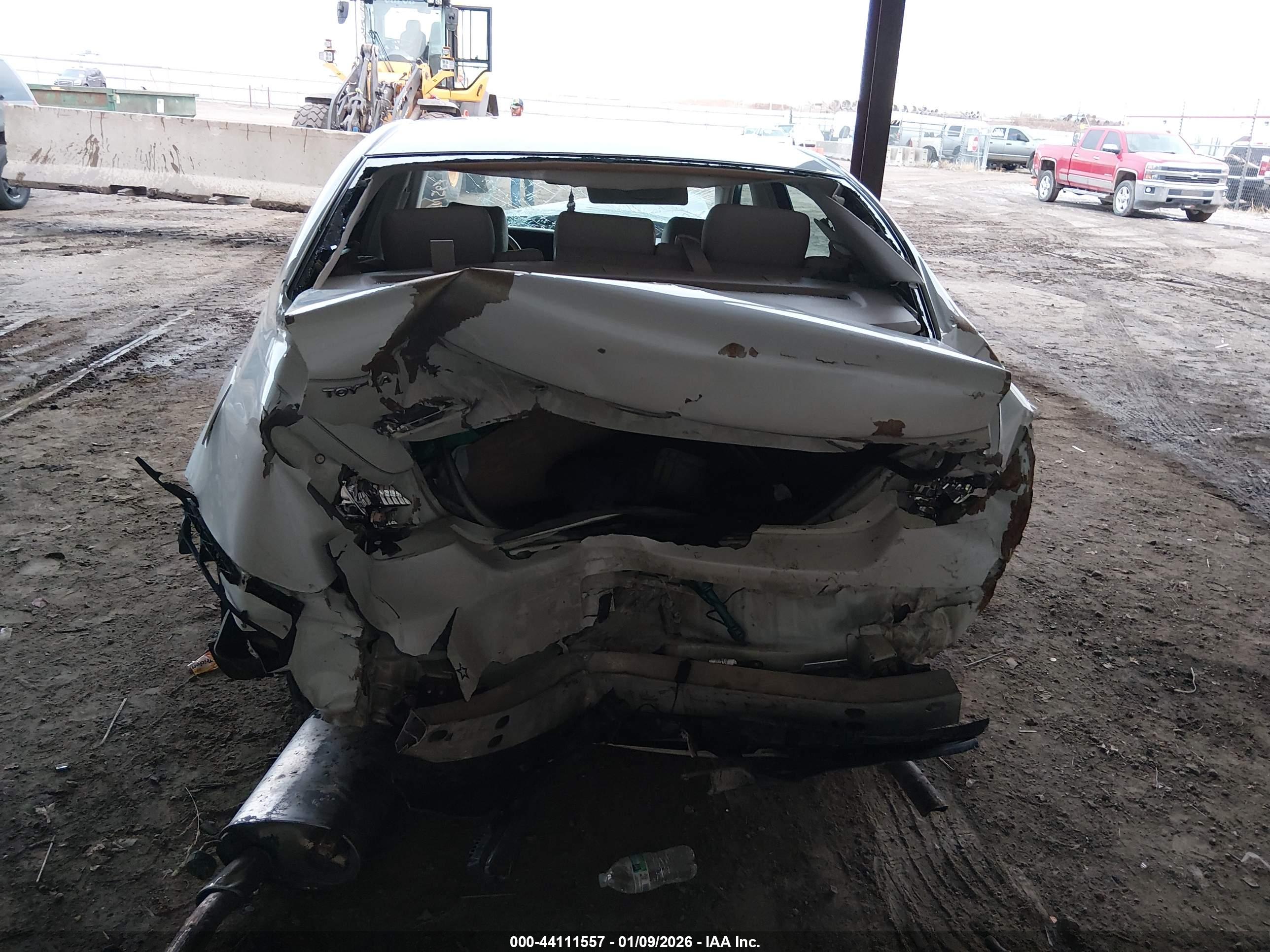 TOYOTA AVALON image 6