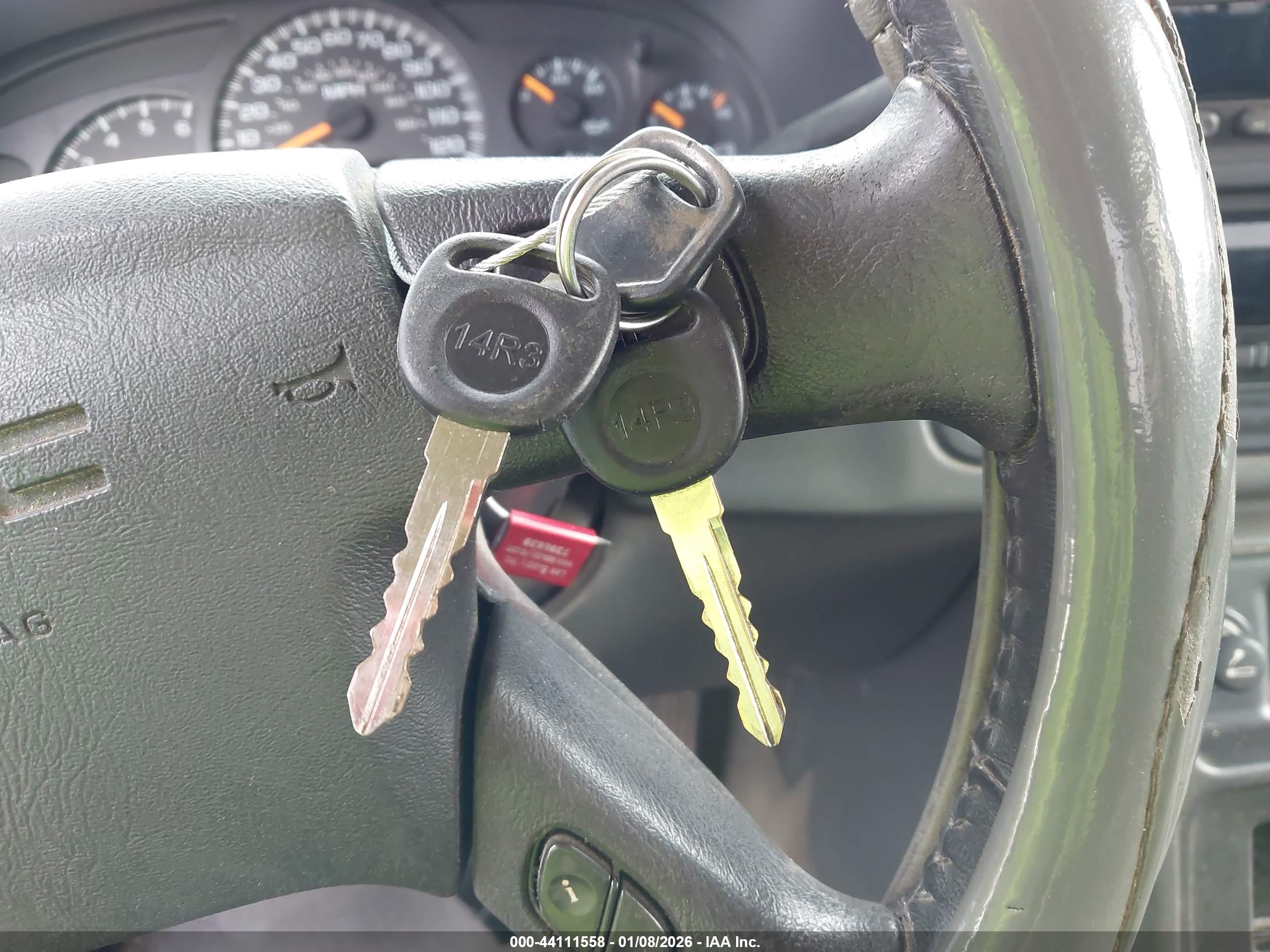 GMC SIERRA image 11