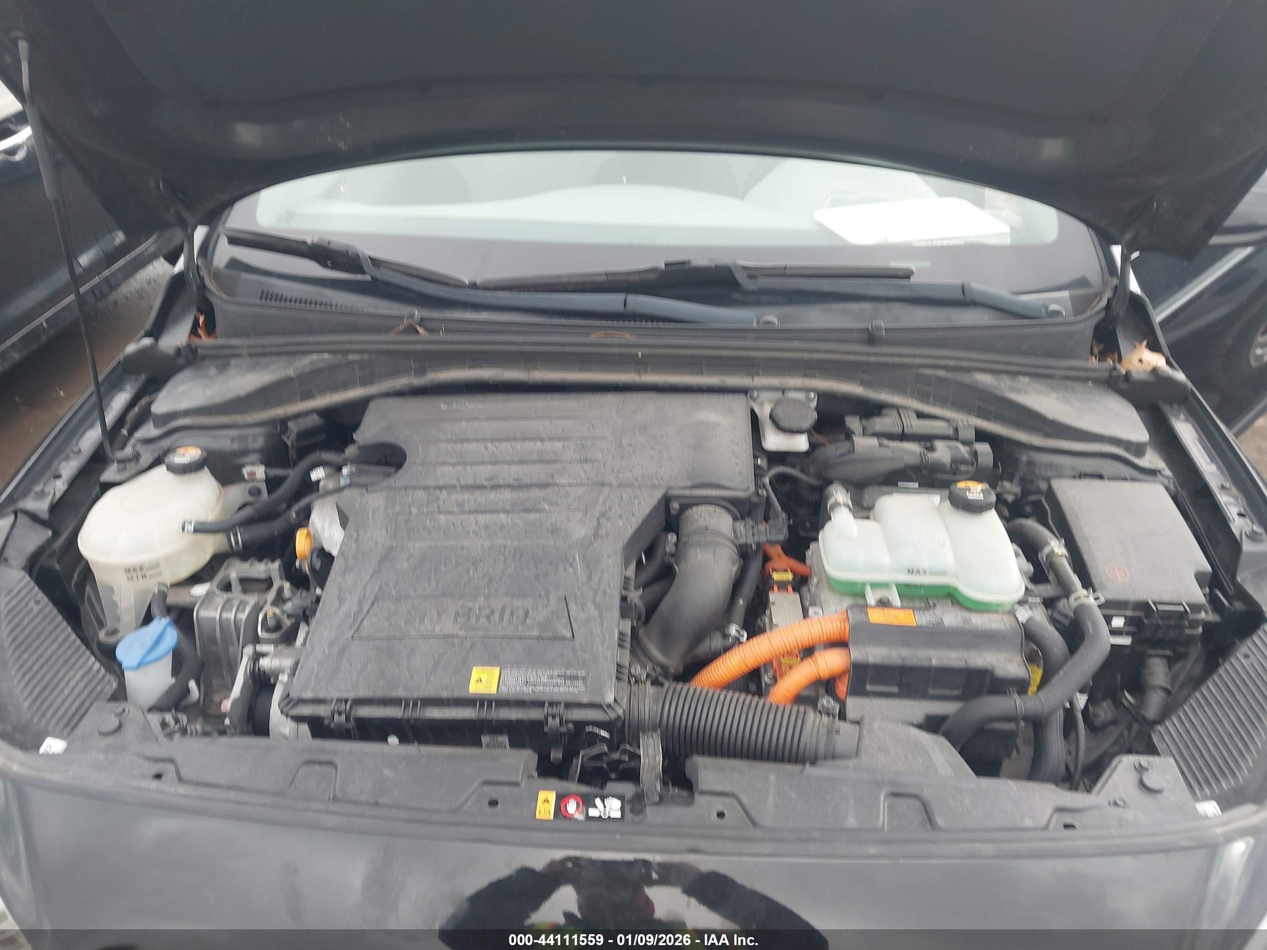 HYUNDAI IONIQ image 10