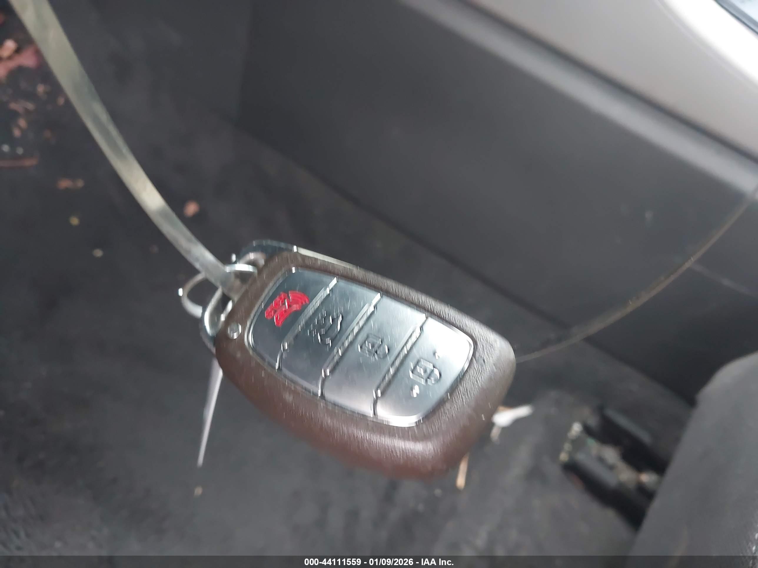 HYUNDAI IONIQ image 11