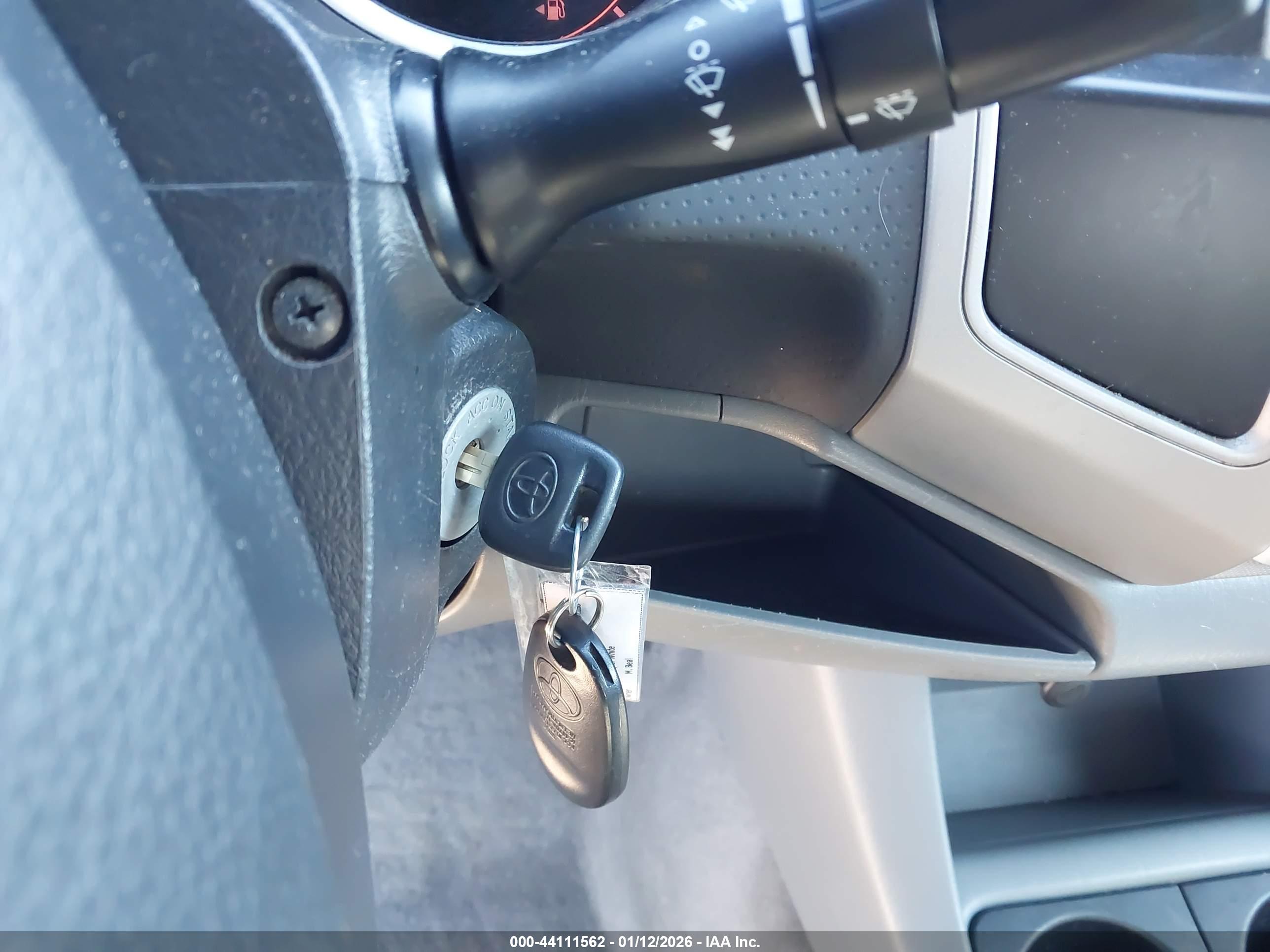 TOYOTA TACOMA image 11