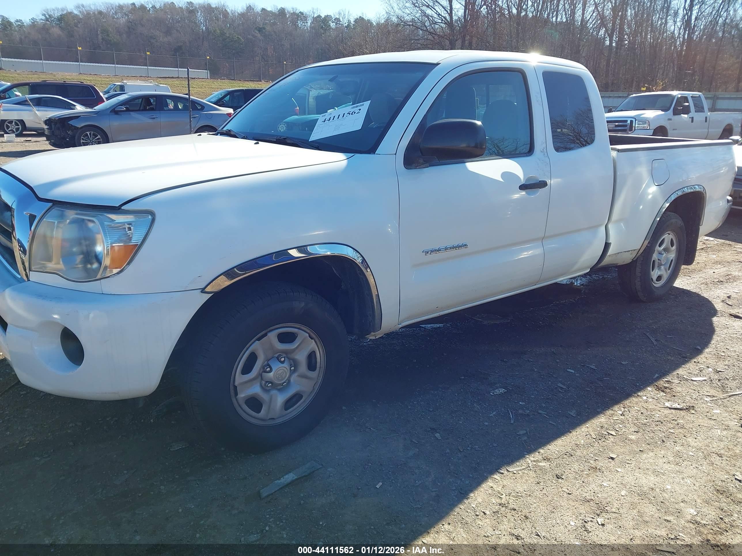 TOYOTA TACOMA image 2
