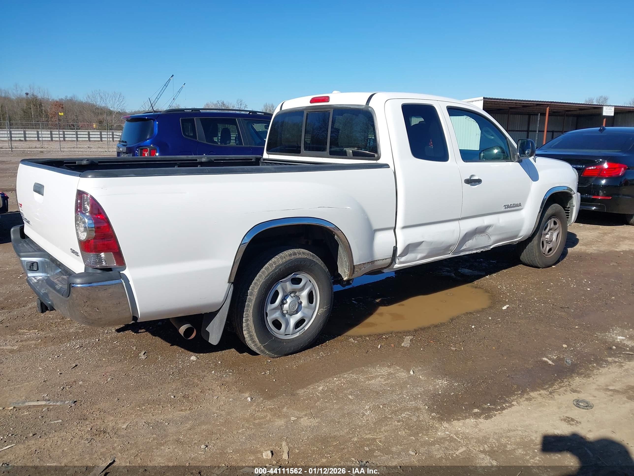 TOYOTA TACOMA image 4