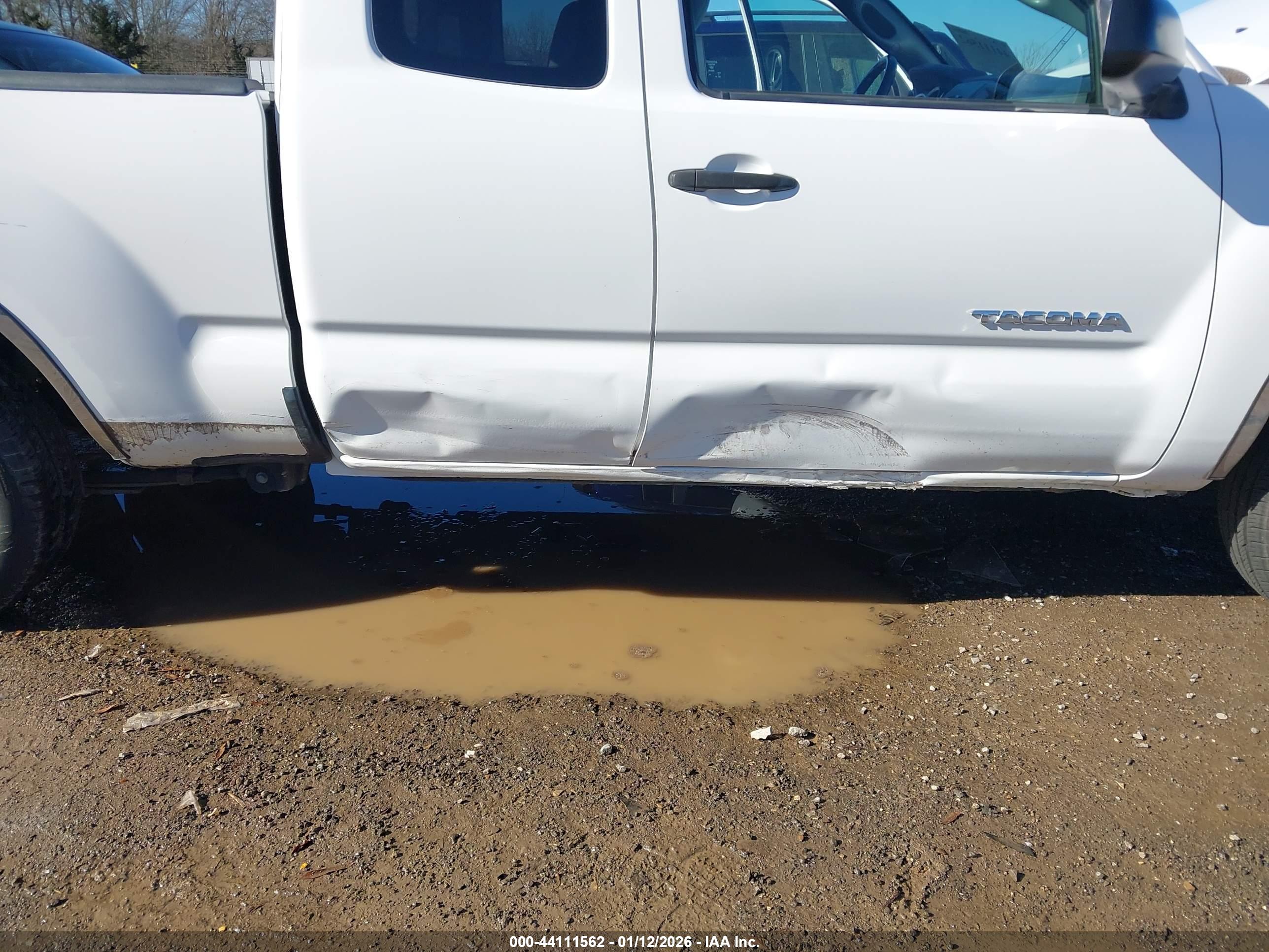 TOYOTA TACOMA image 6
