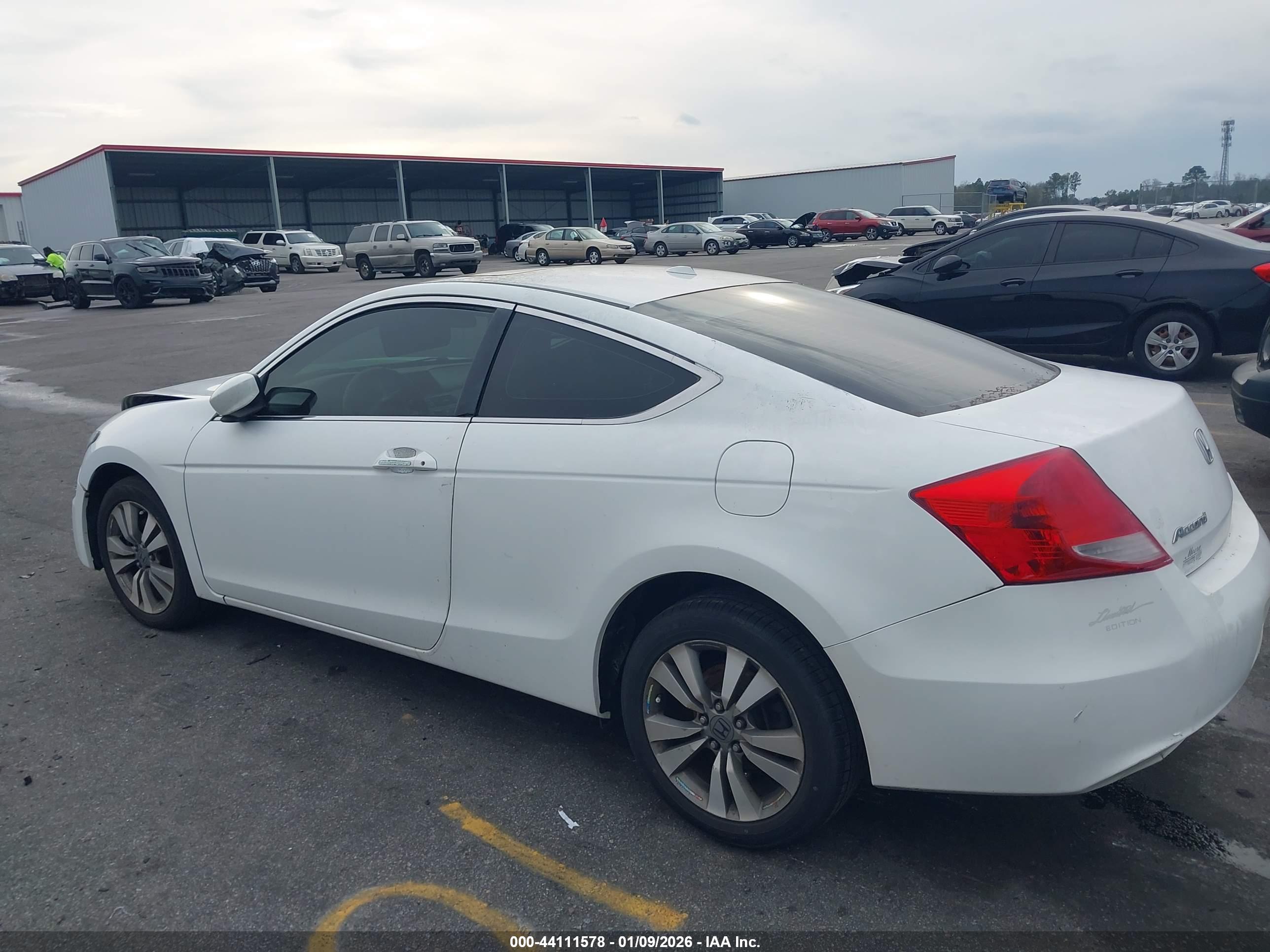HONDA ACCORD image 3