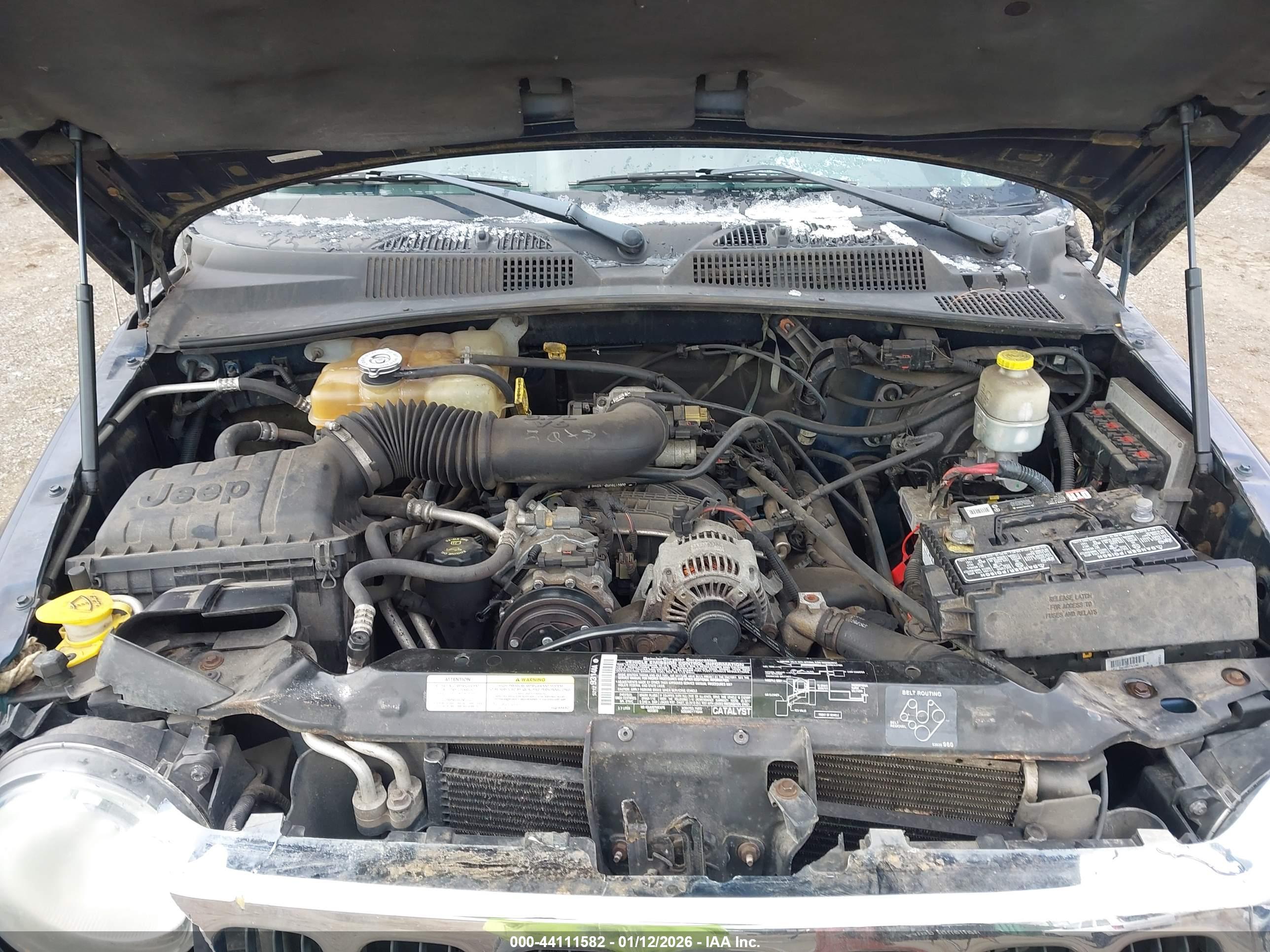 JEEP LIBERTY image 10
