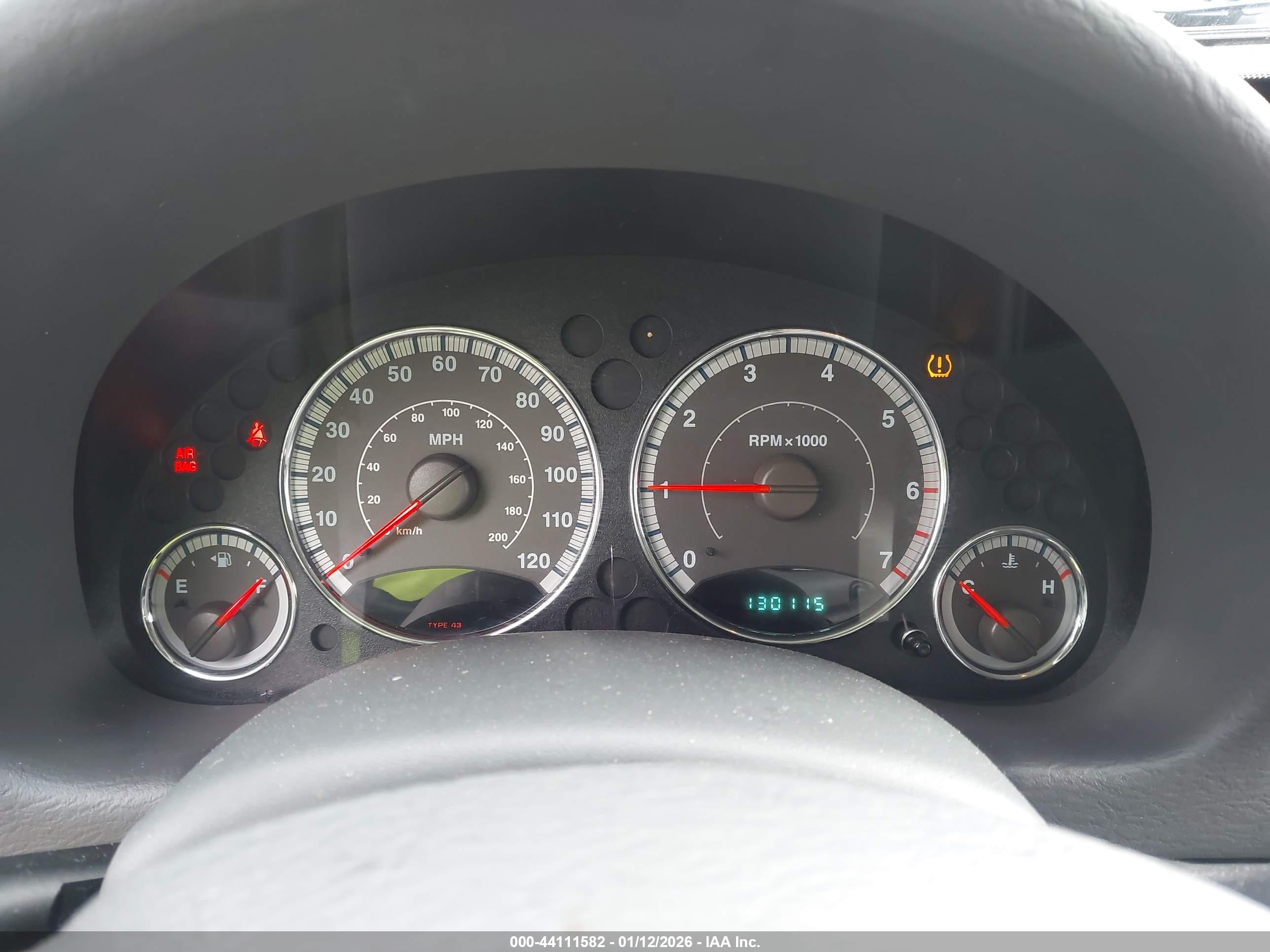 JEEP LIBERTY image 7