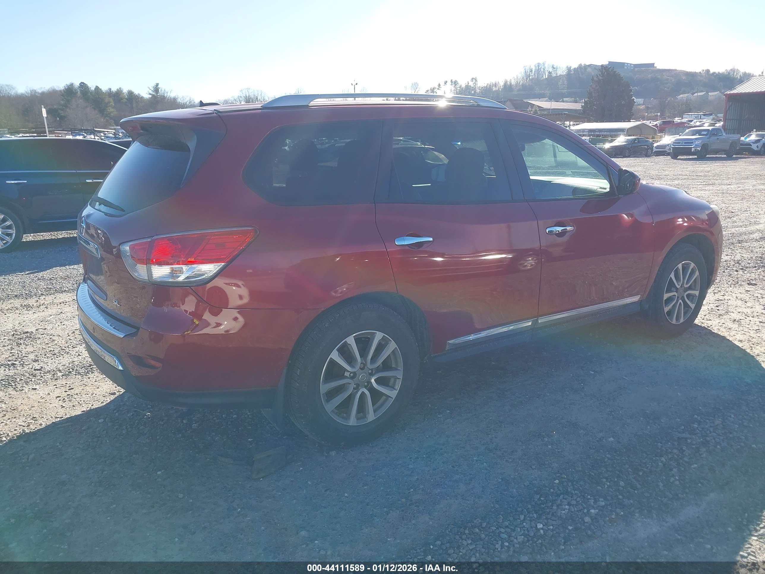 NISSAN PATHFINDER image 4