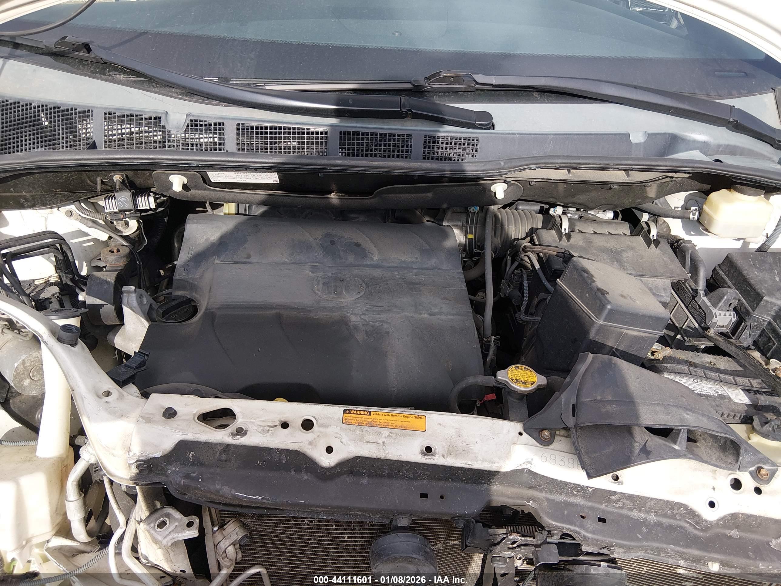 TOYOTA SIENNA image 10