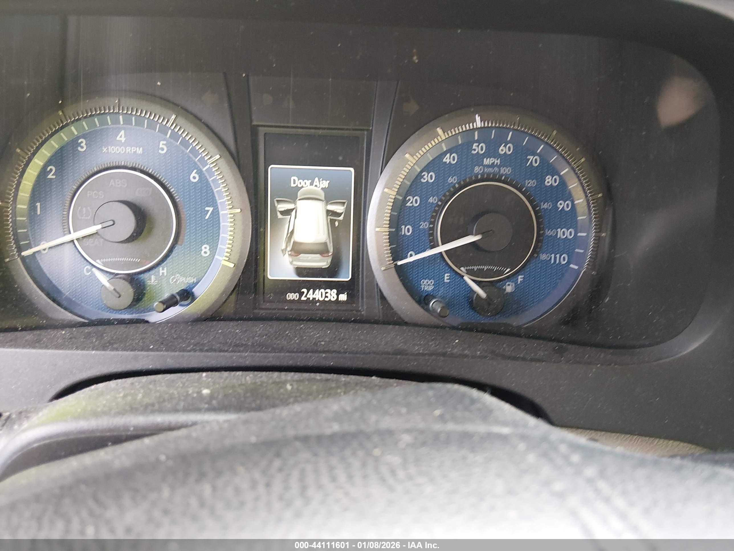 TOYOTA SIENNA image 7
