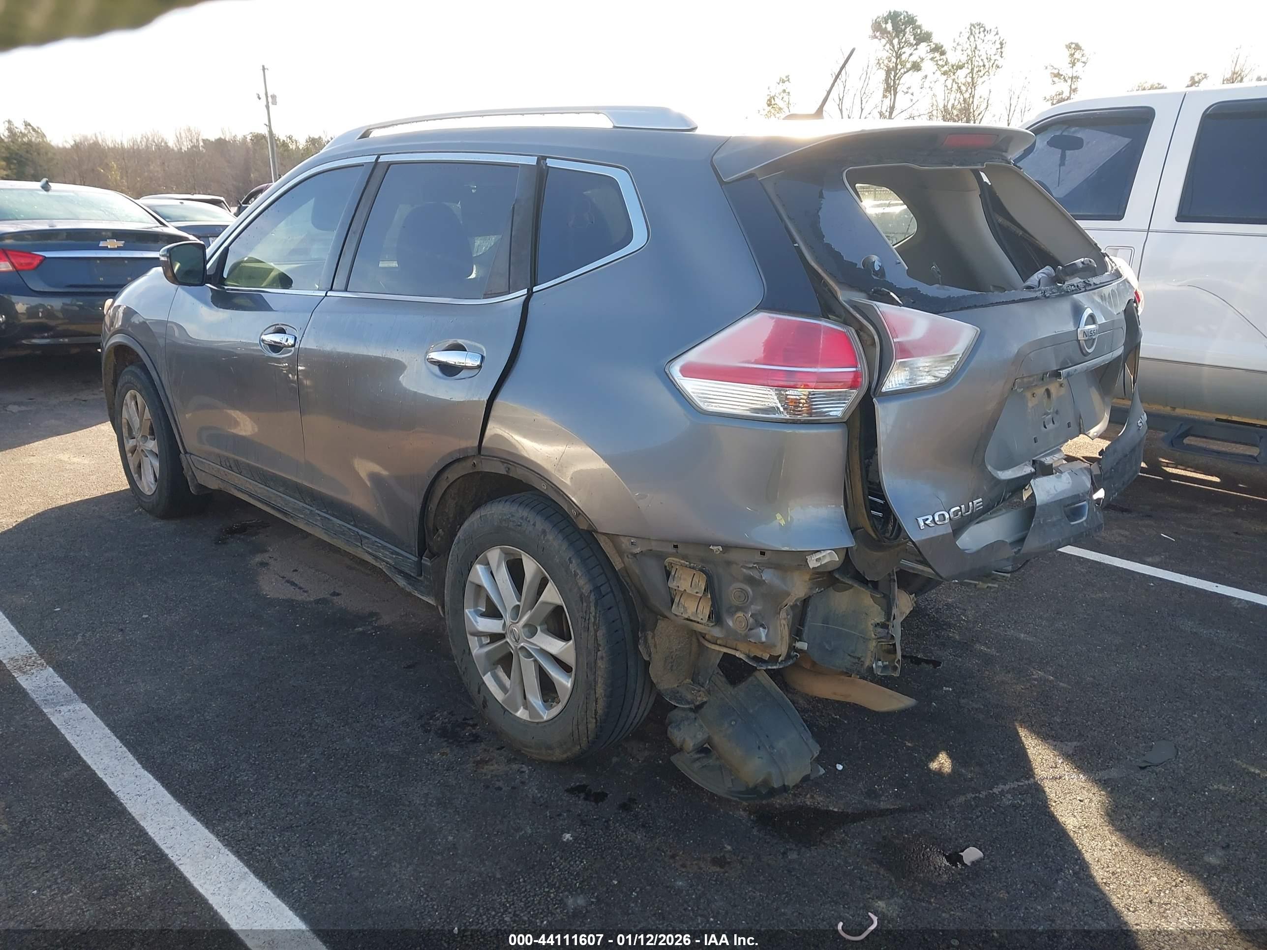 NISSAN ROGUE image 3