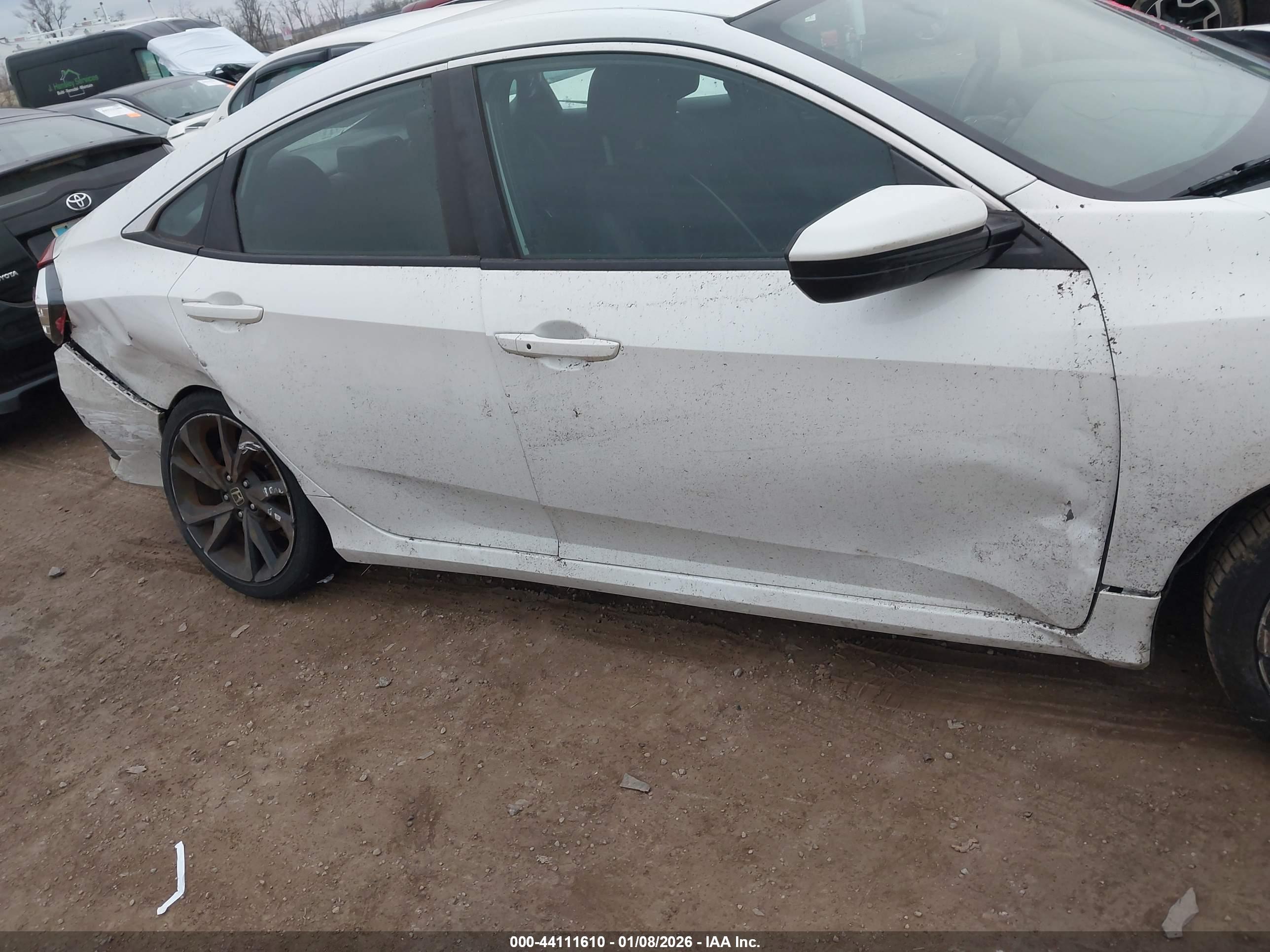 HONDA CIVIC image 6