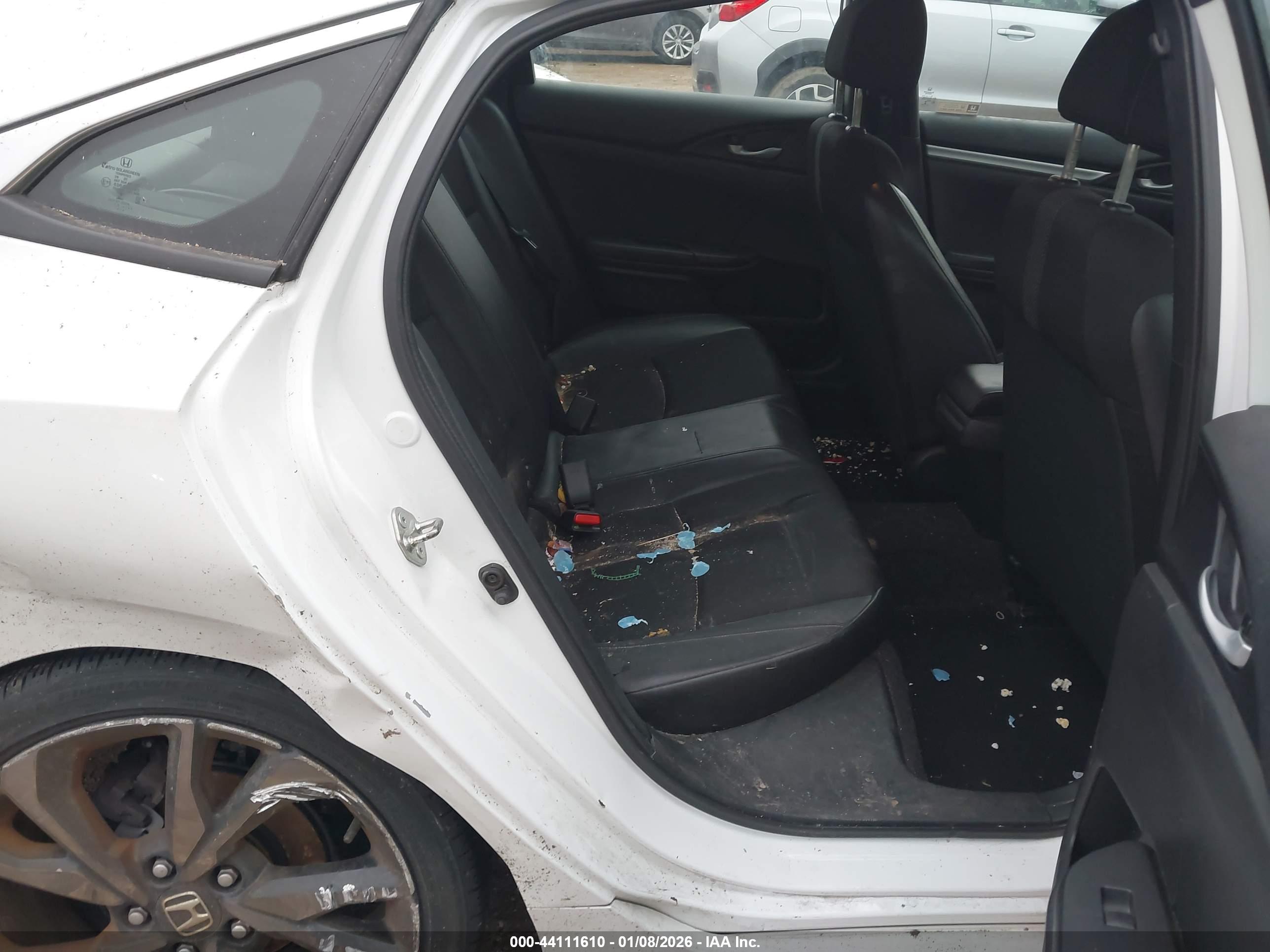 HONDA CIVIC image 8