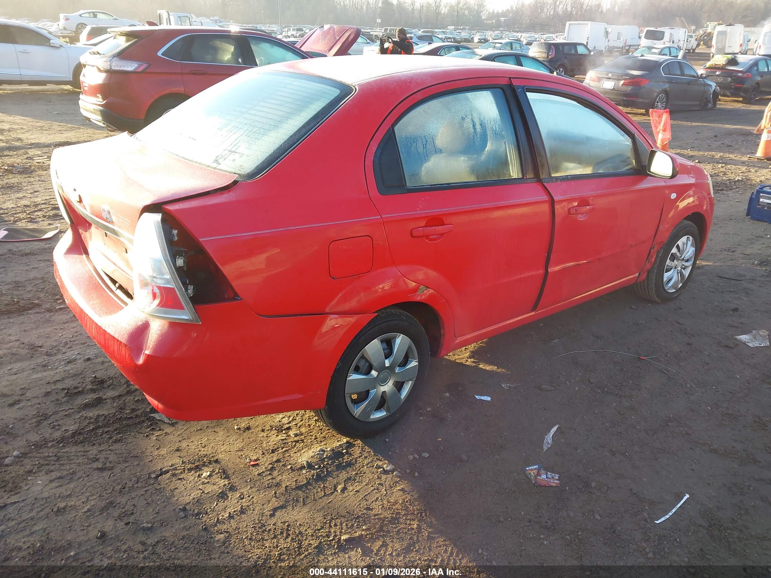 CHEVROLET AVEO image 4