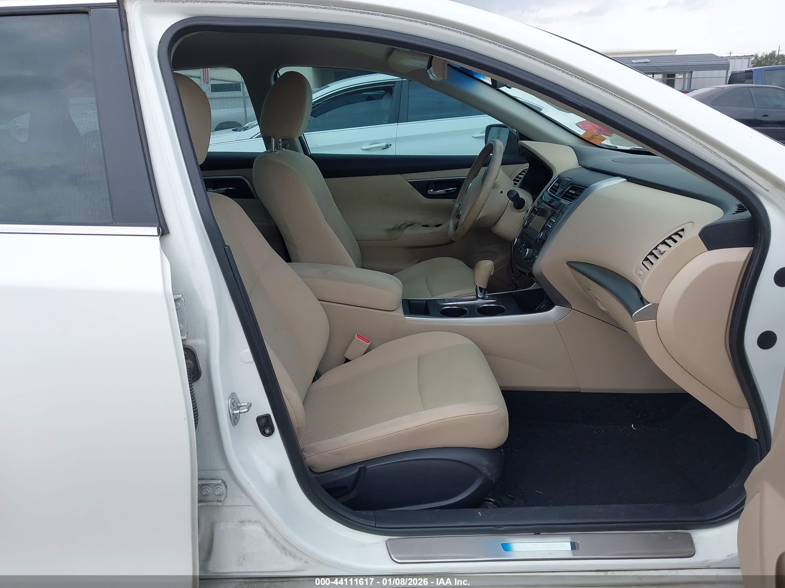 NISSAN ALTIMA image 5