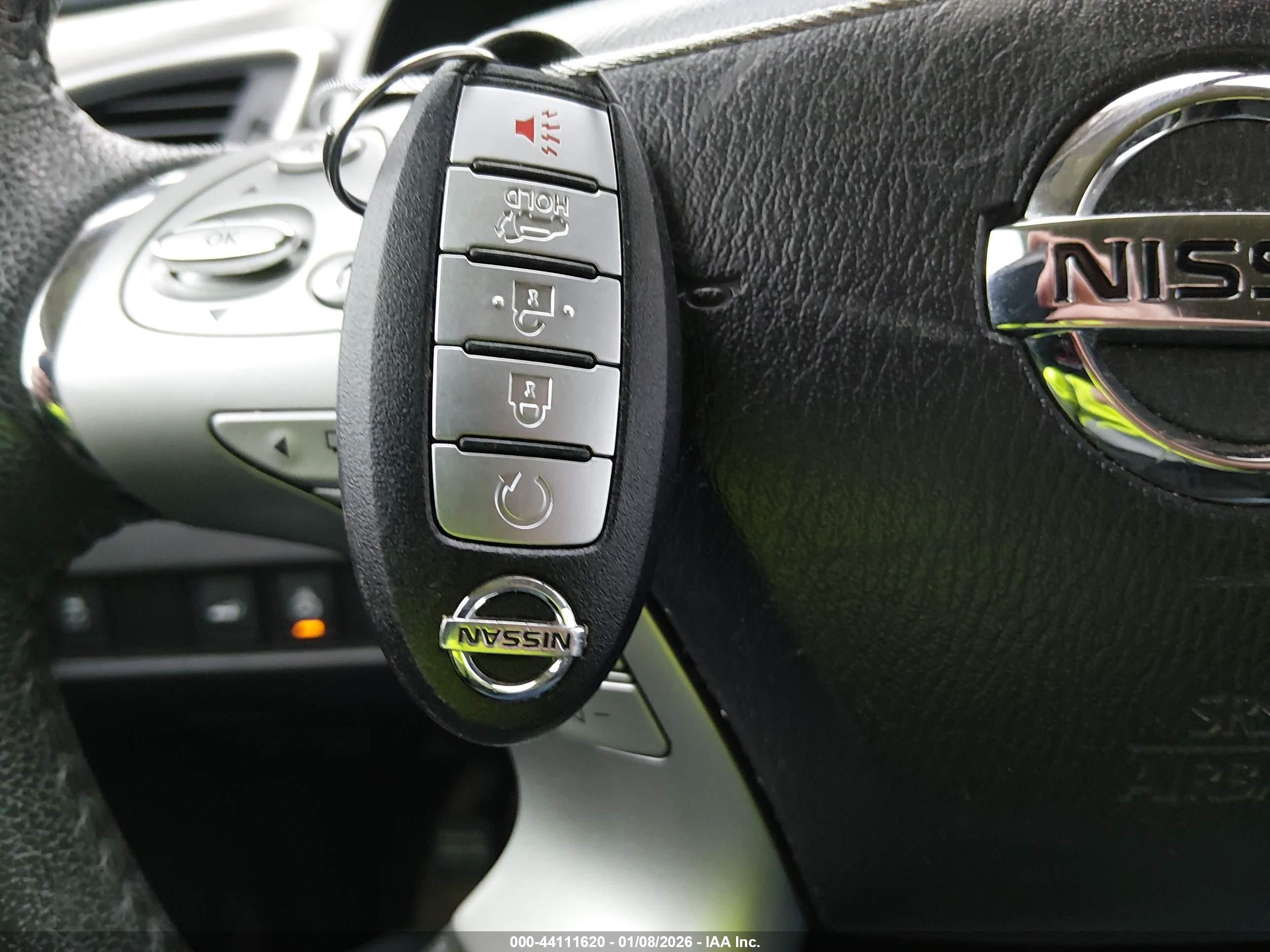 NISSAN MURANO image 11