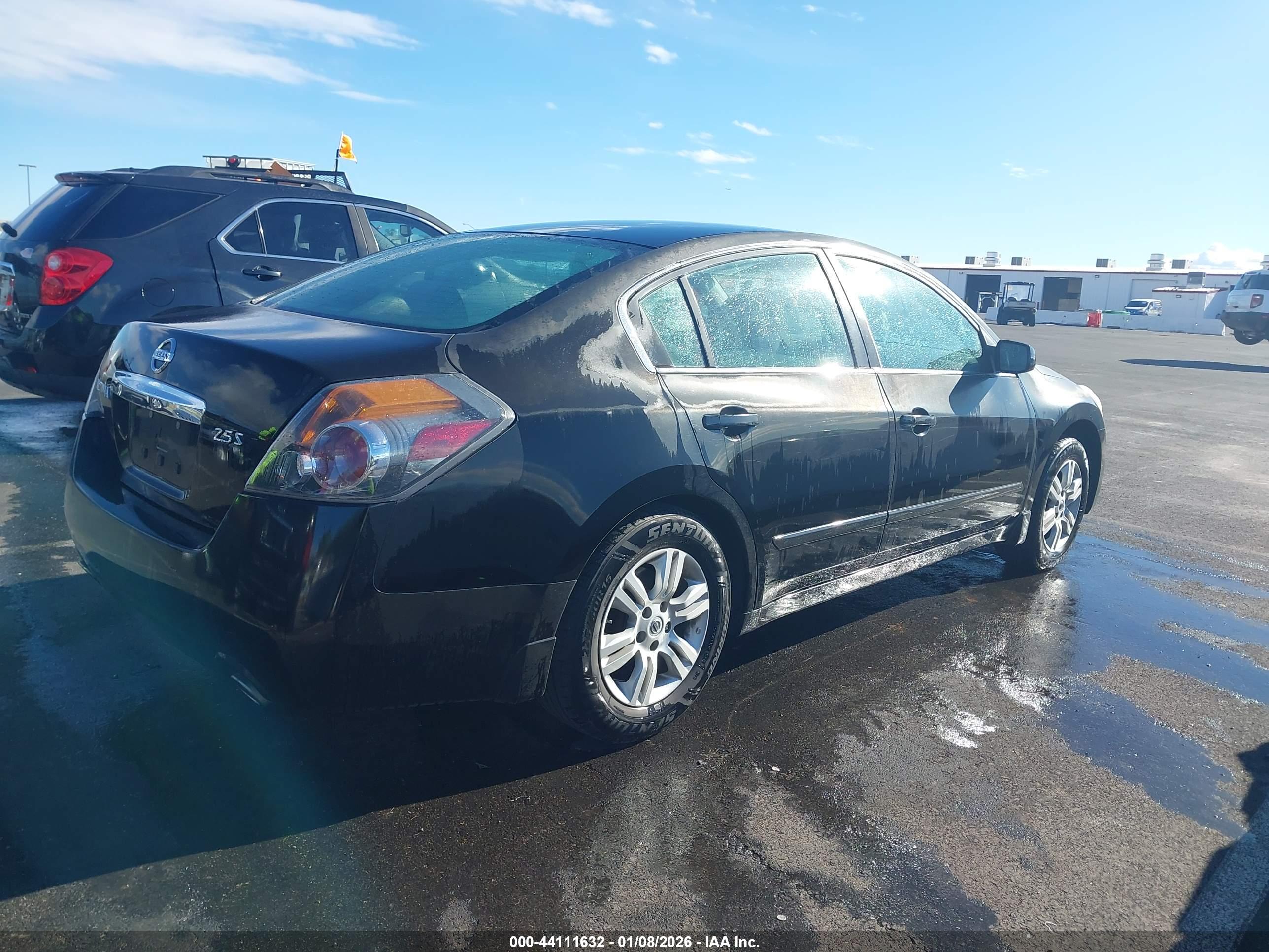 NISSAN ALTIMA image 4