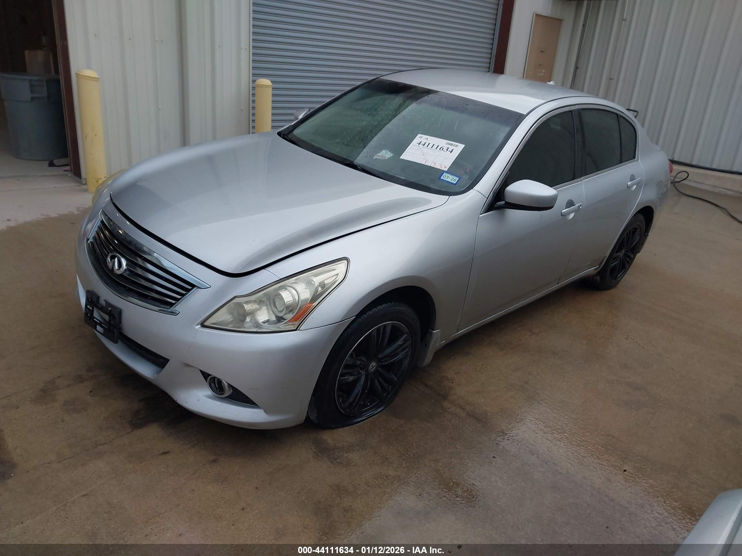INFINITI G25X image 2
