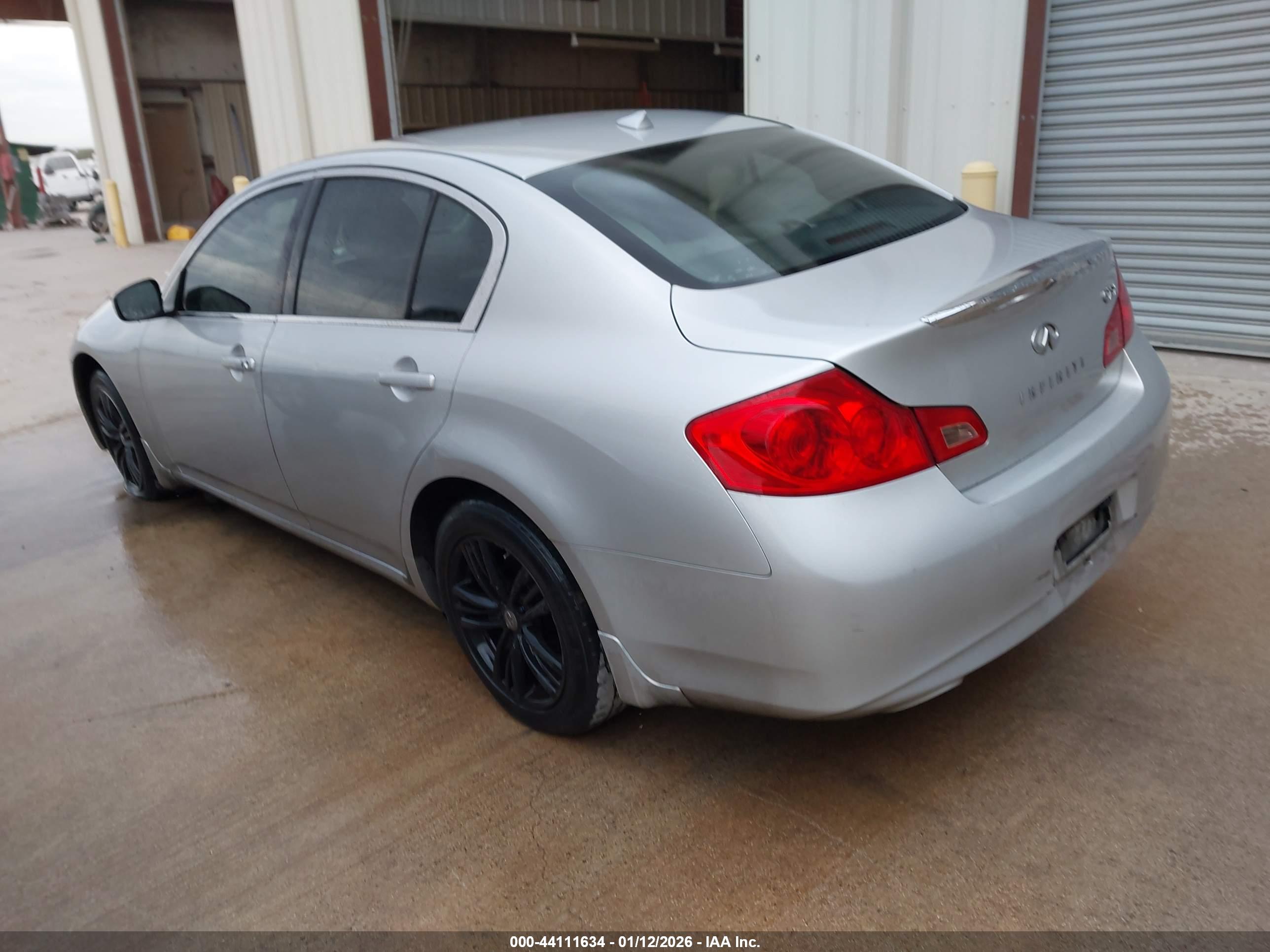 INFINITI G25X image 3