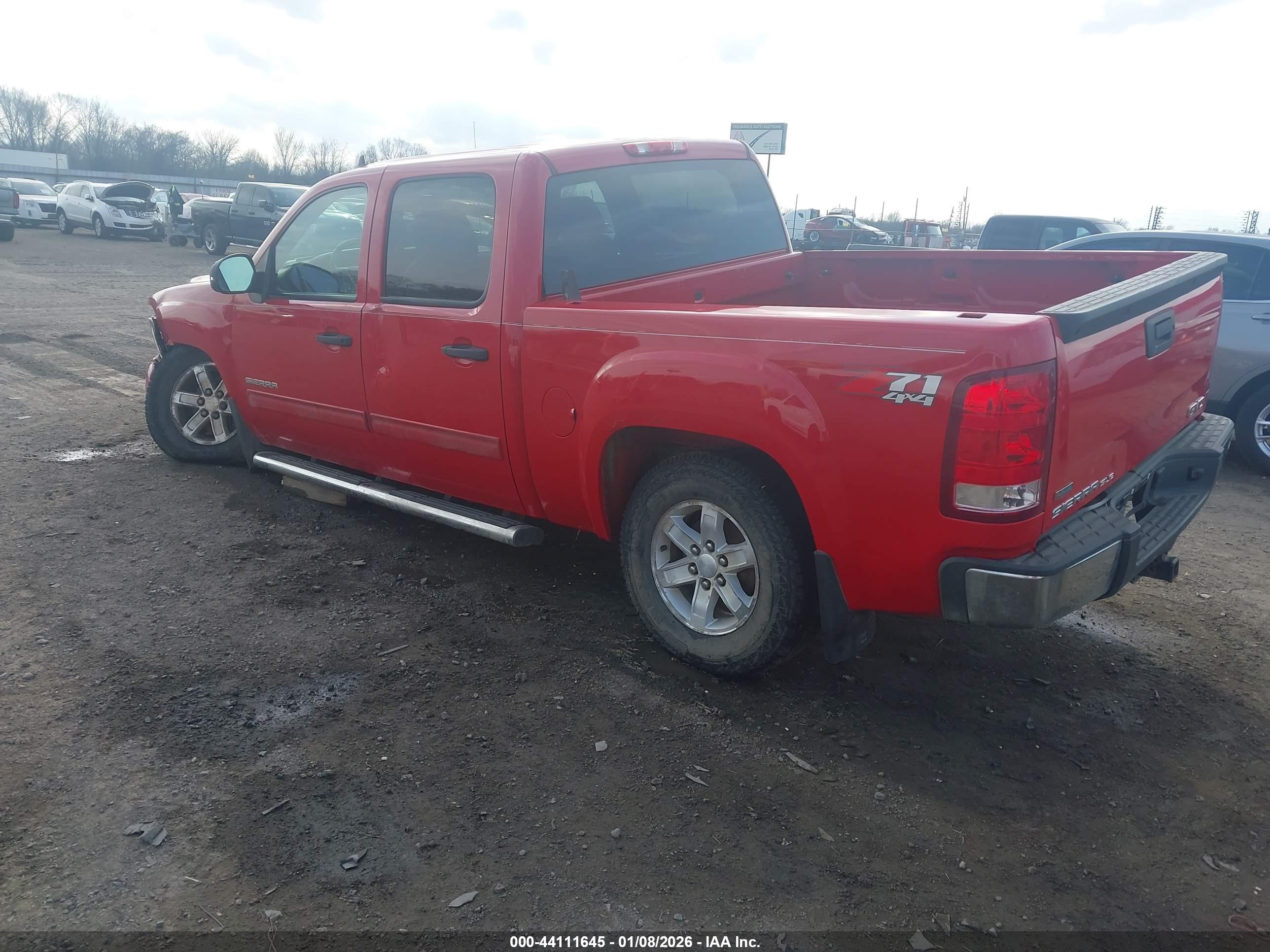 GMC SIERRA image 3