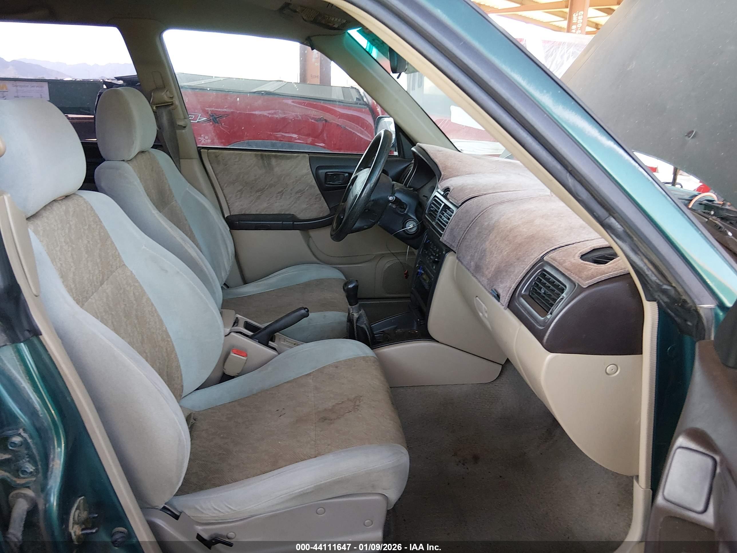 SUBARU FORESTER image 5