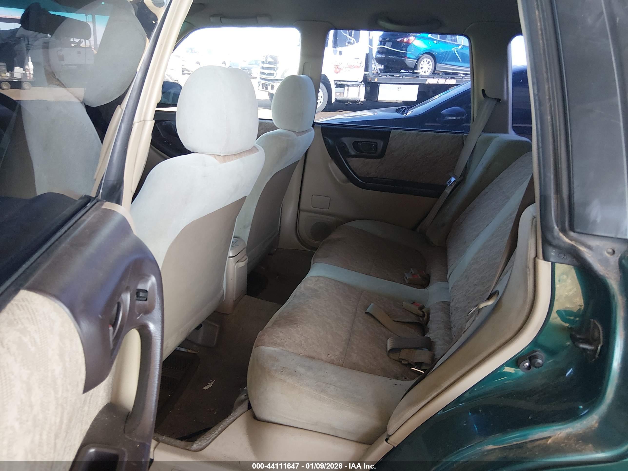 SUBARU FORESTER image 8