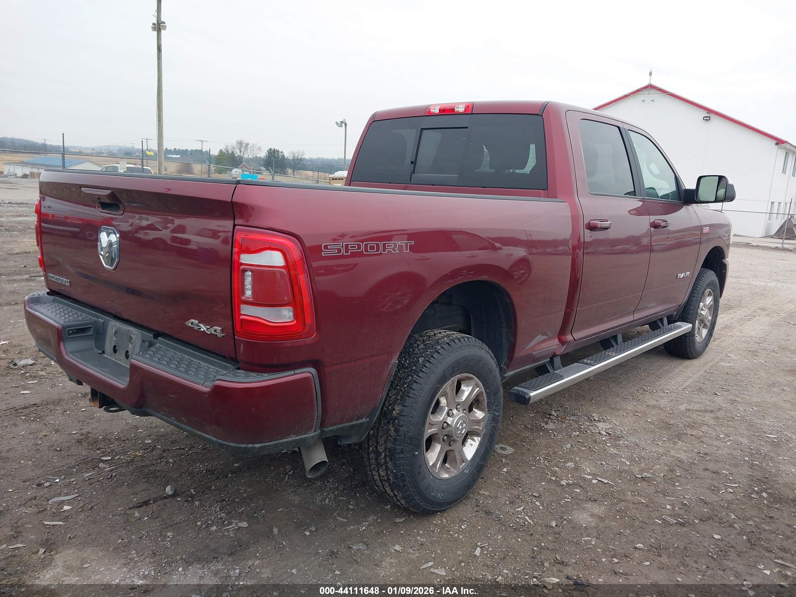 RAM 2500 image 4