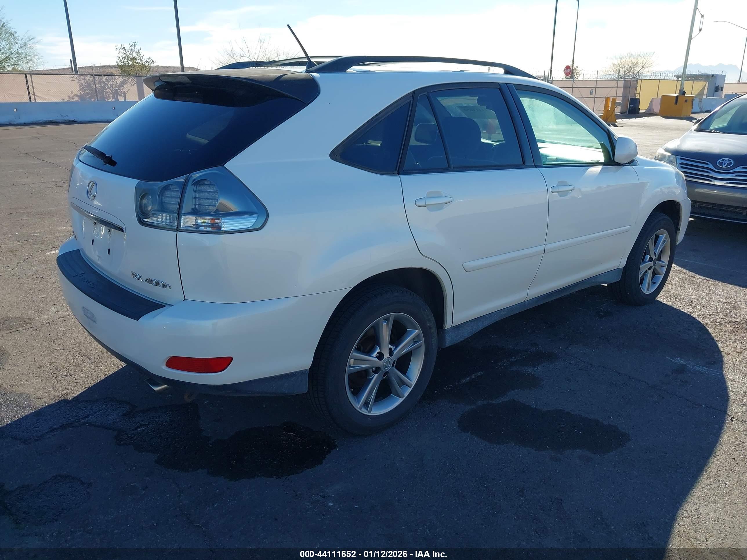 LEXUS RX image 4