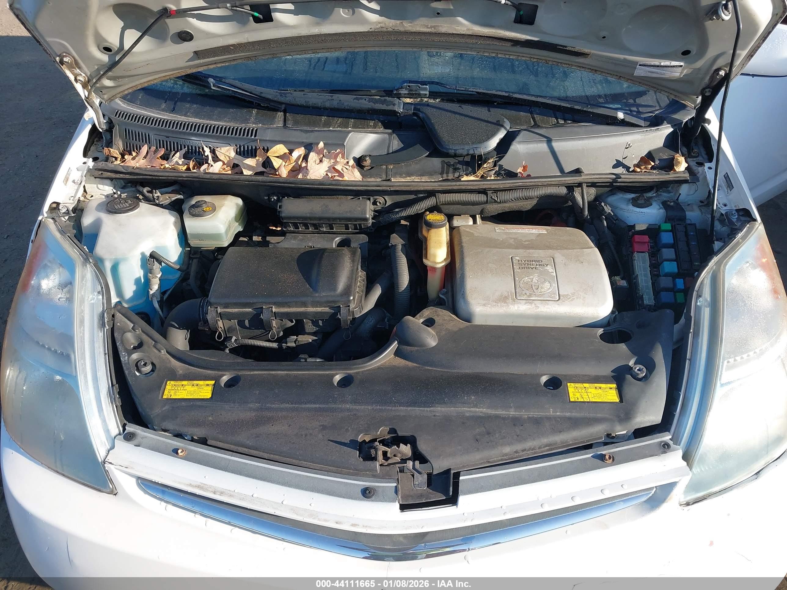 TOYOTA PRIUS image 10