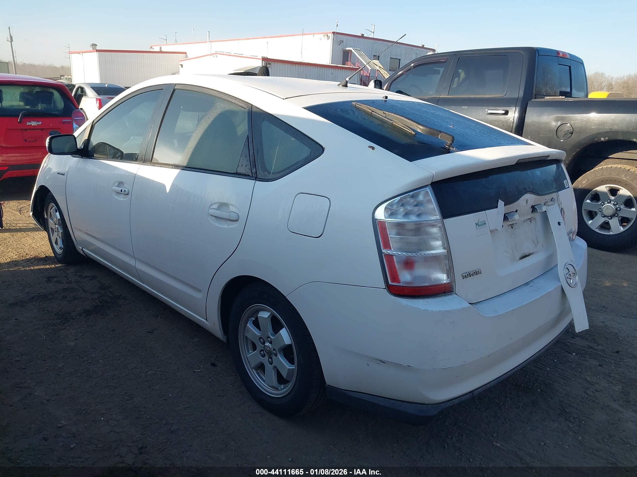 TOYOTA PRIUS image 3