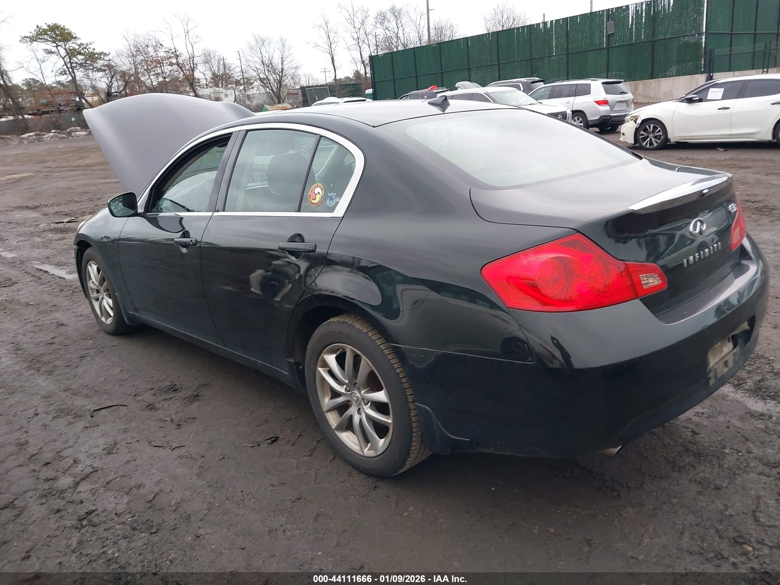 INFINITI G37X image 3